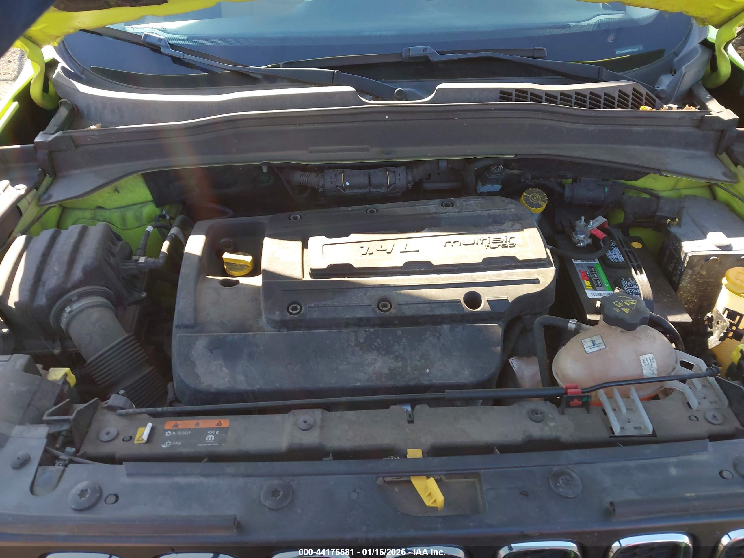 JEEP RENEGADE image 10