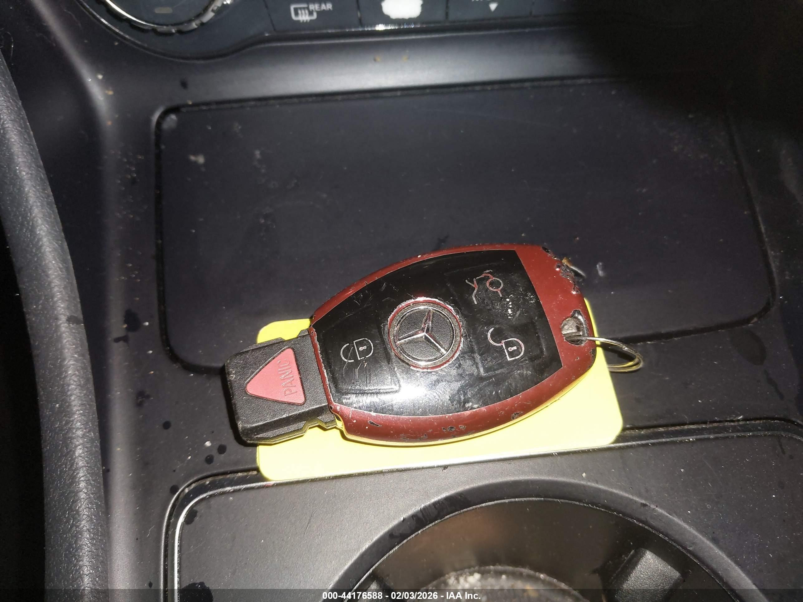MERCEDES-BENZ CLA image 11