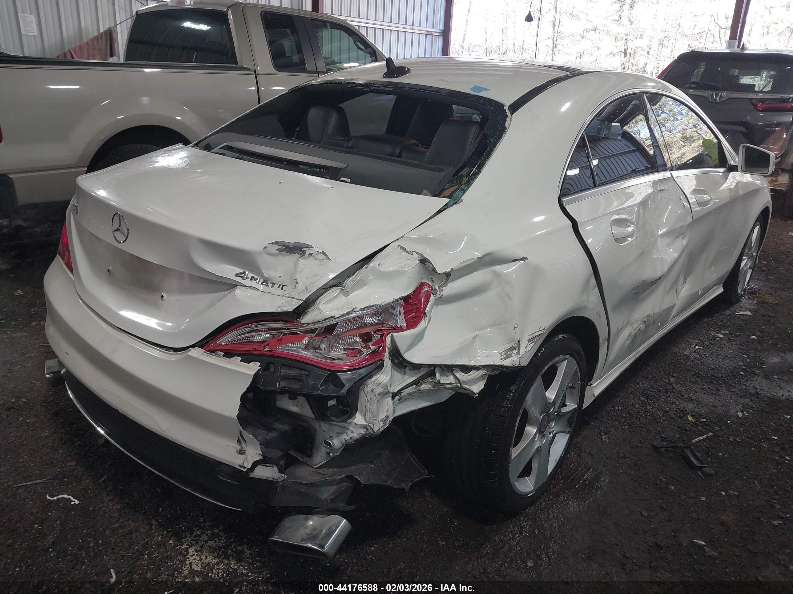 MERCEDES-BENZ CLA image 6