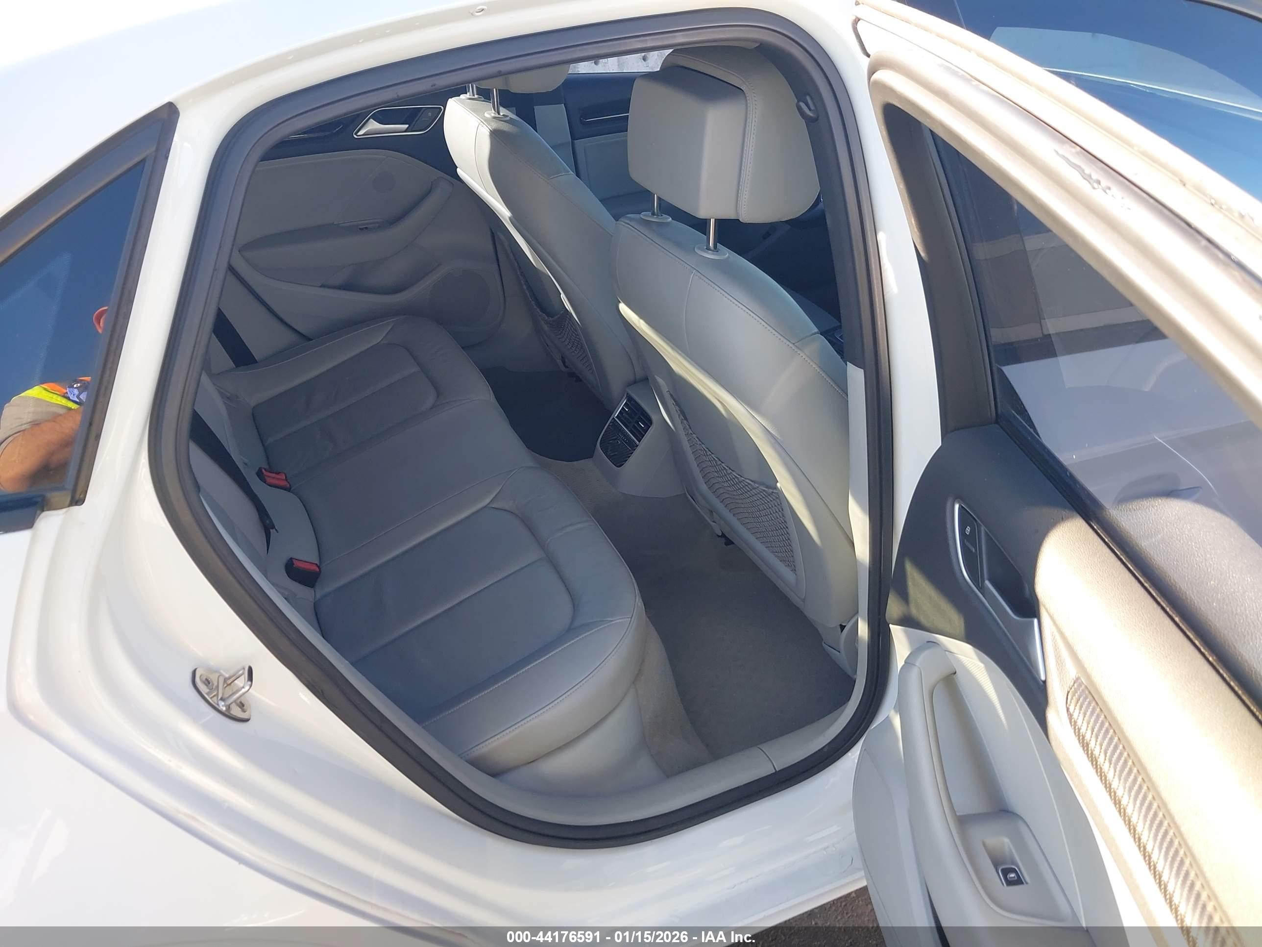 AUDI A3 image 8