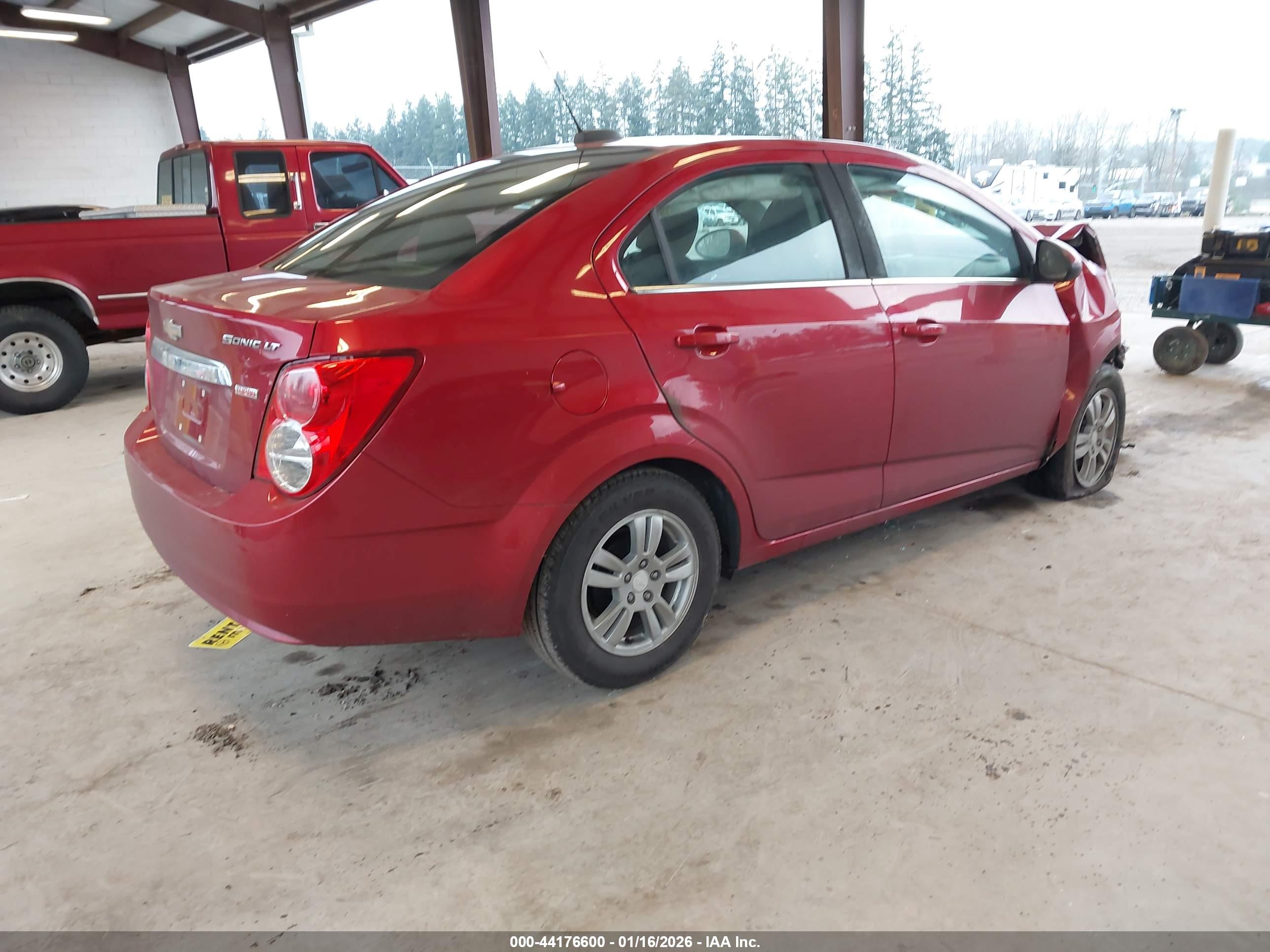 CHEVROLET SONIC image 4