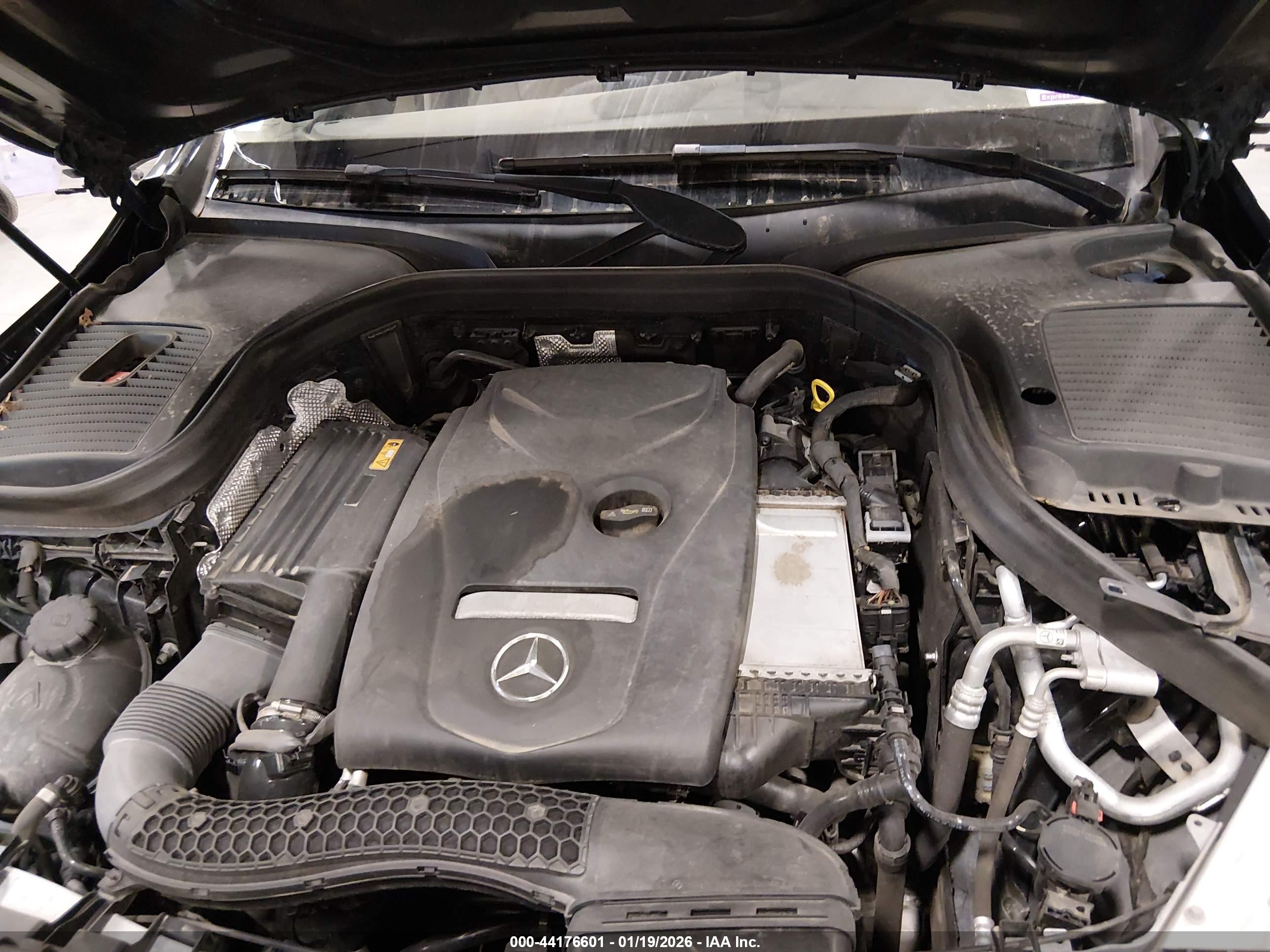 MERCEDES-BENZ GLC image 10