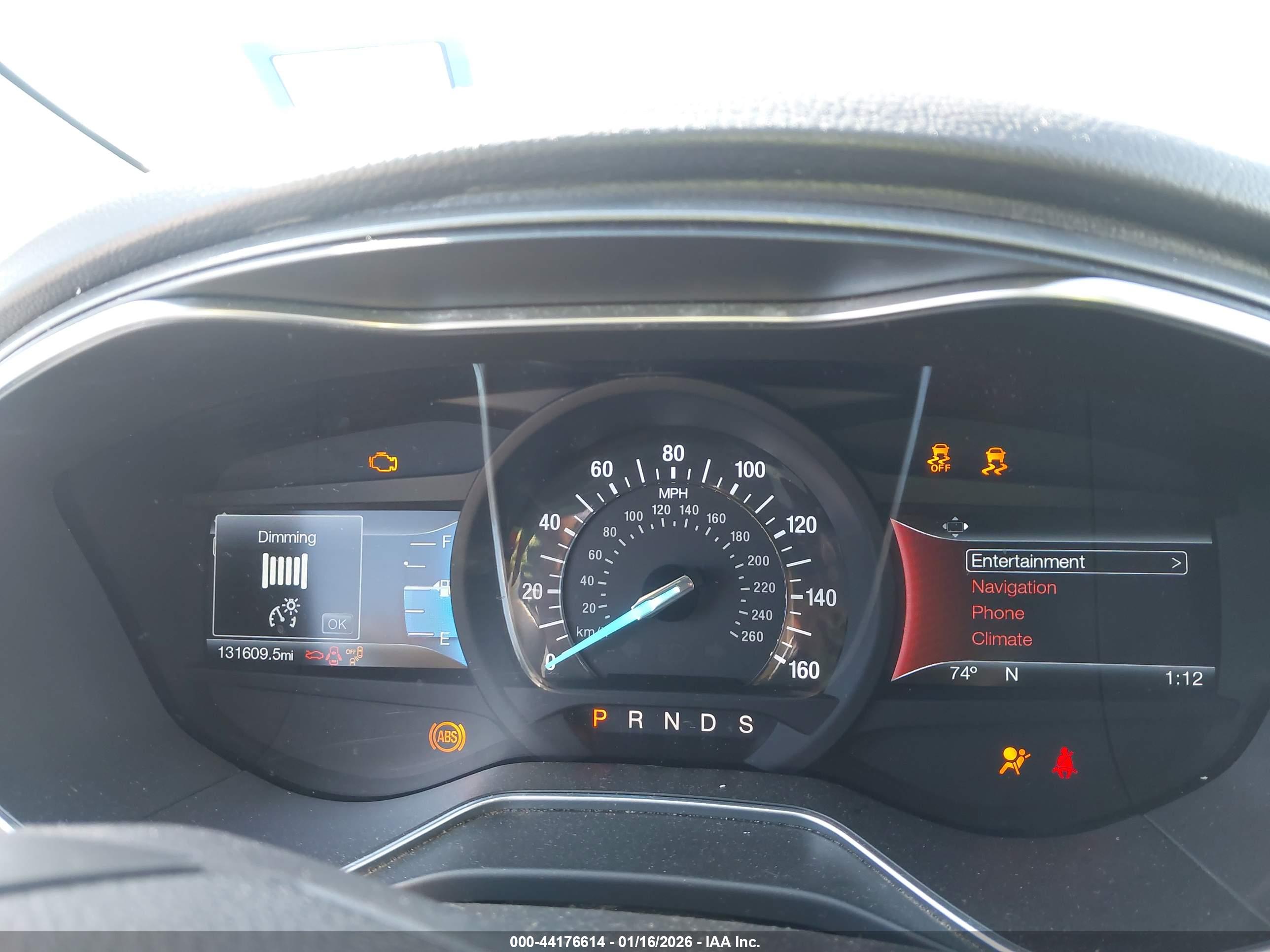 FORD FUSION image 7