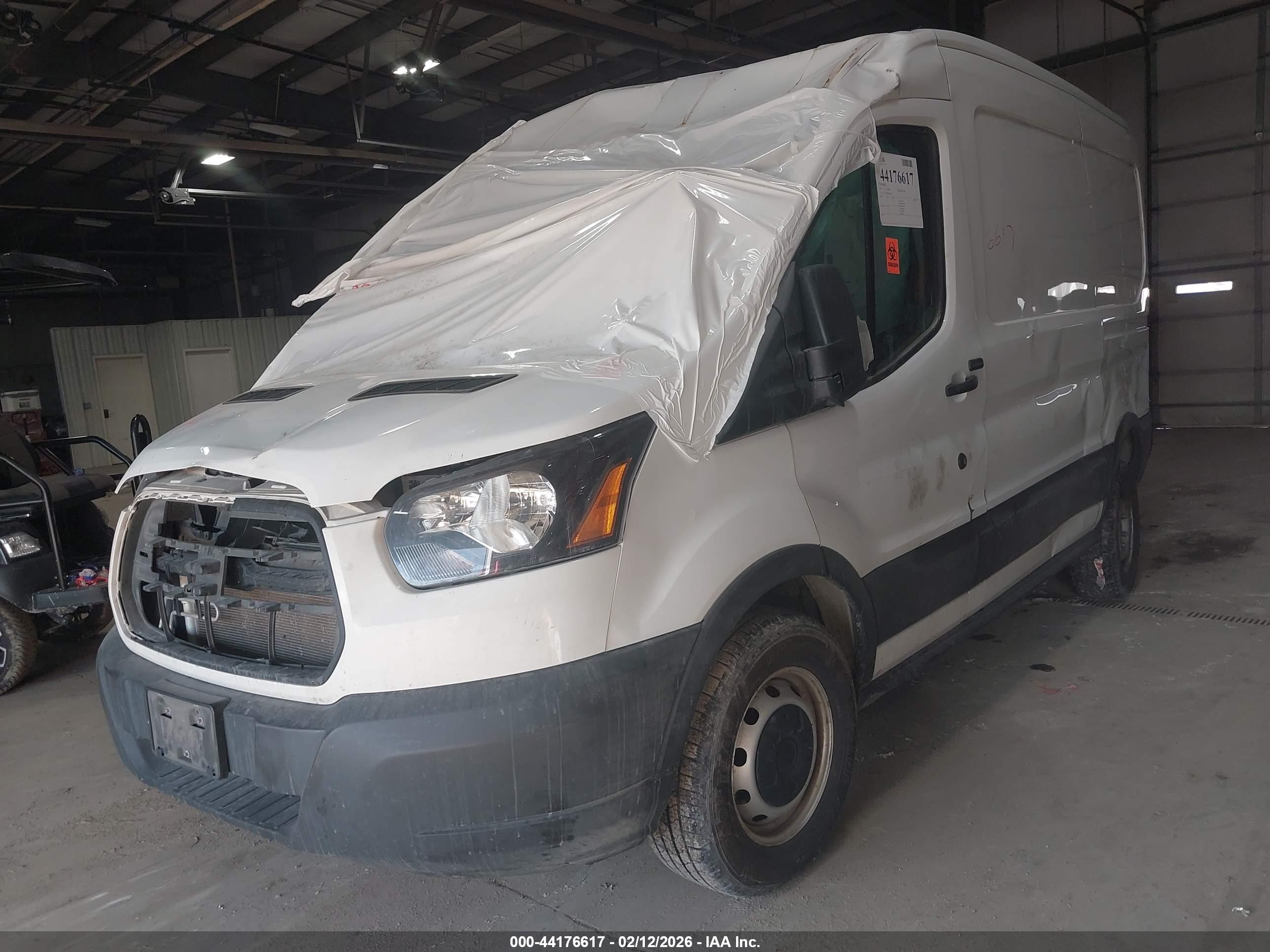 FORD TRANSIT-150 image 2