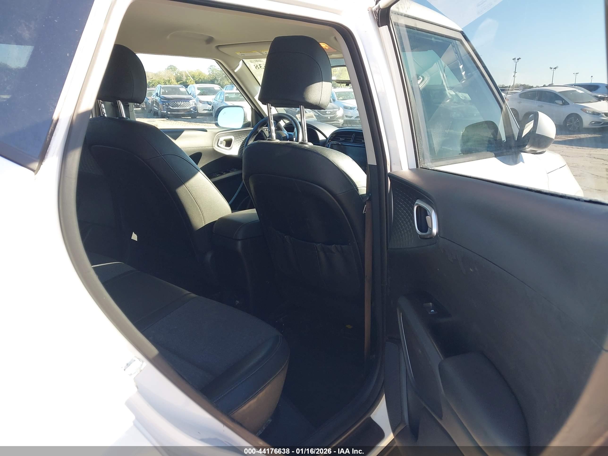 KIA SOUL image 8