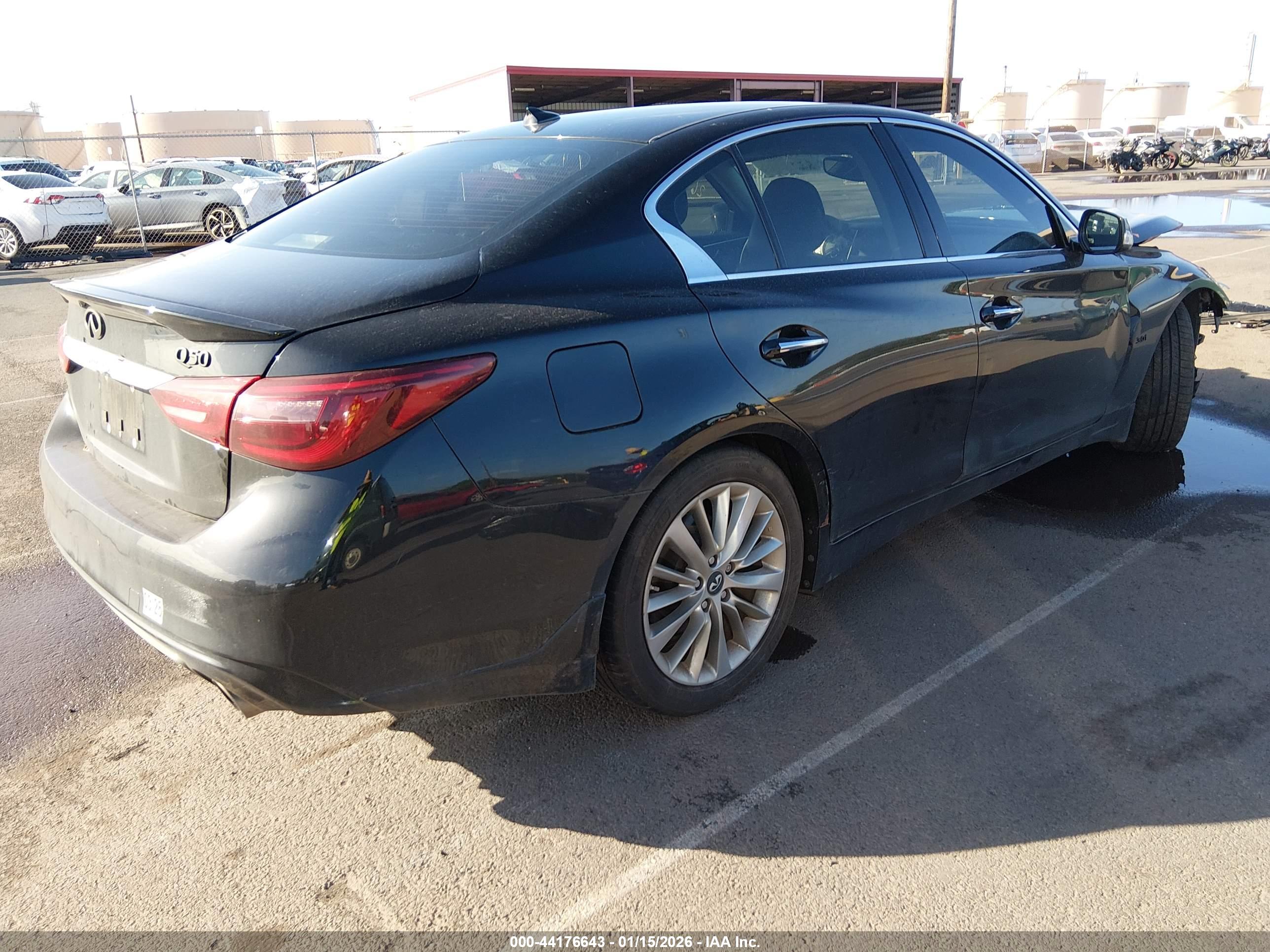 INFINITI Q50 image 4
