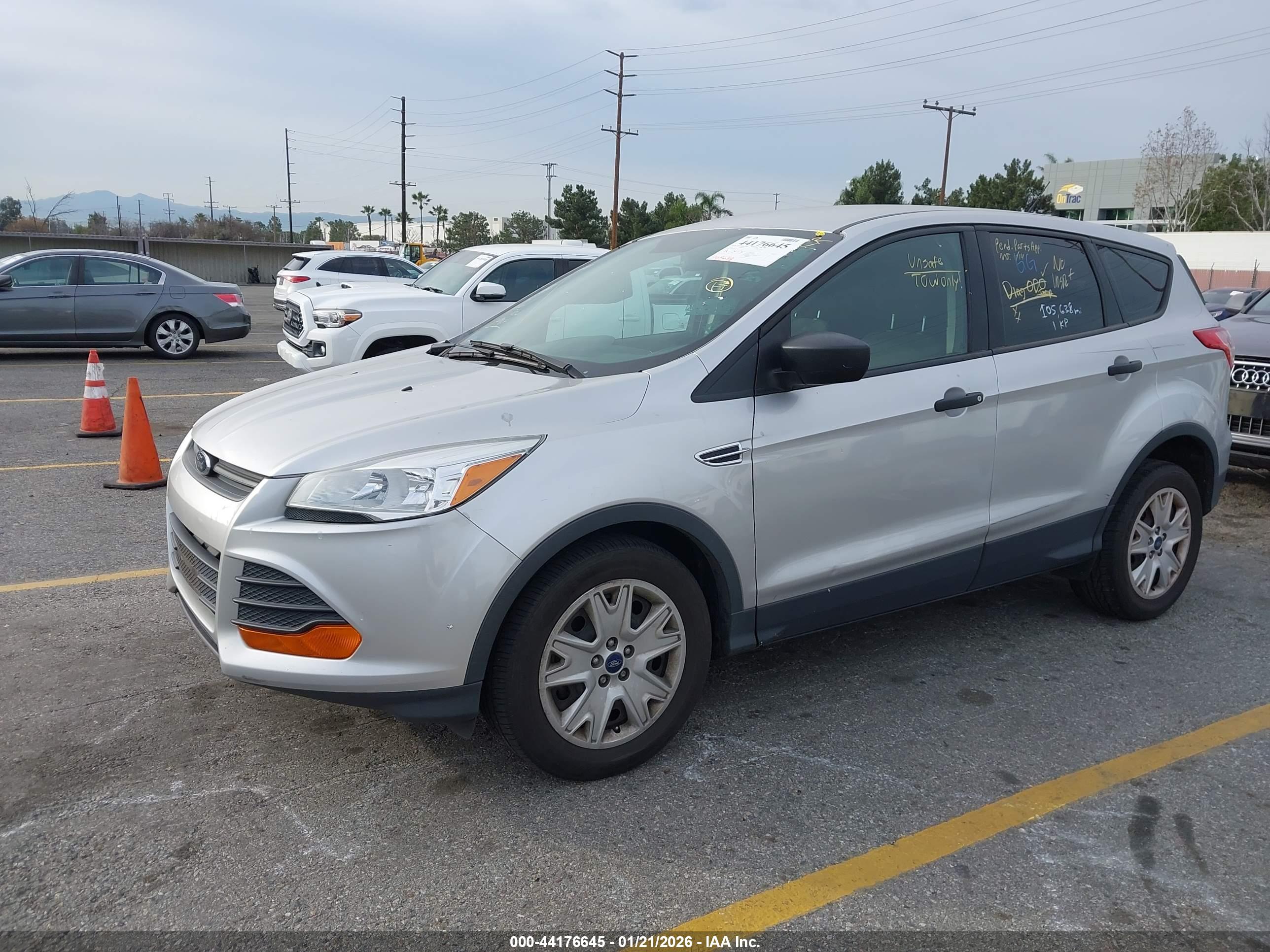 FORD ESCAPE image 2