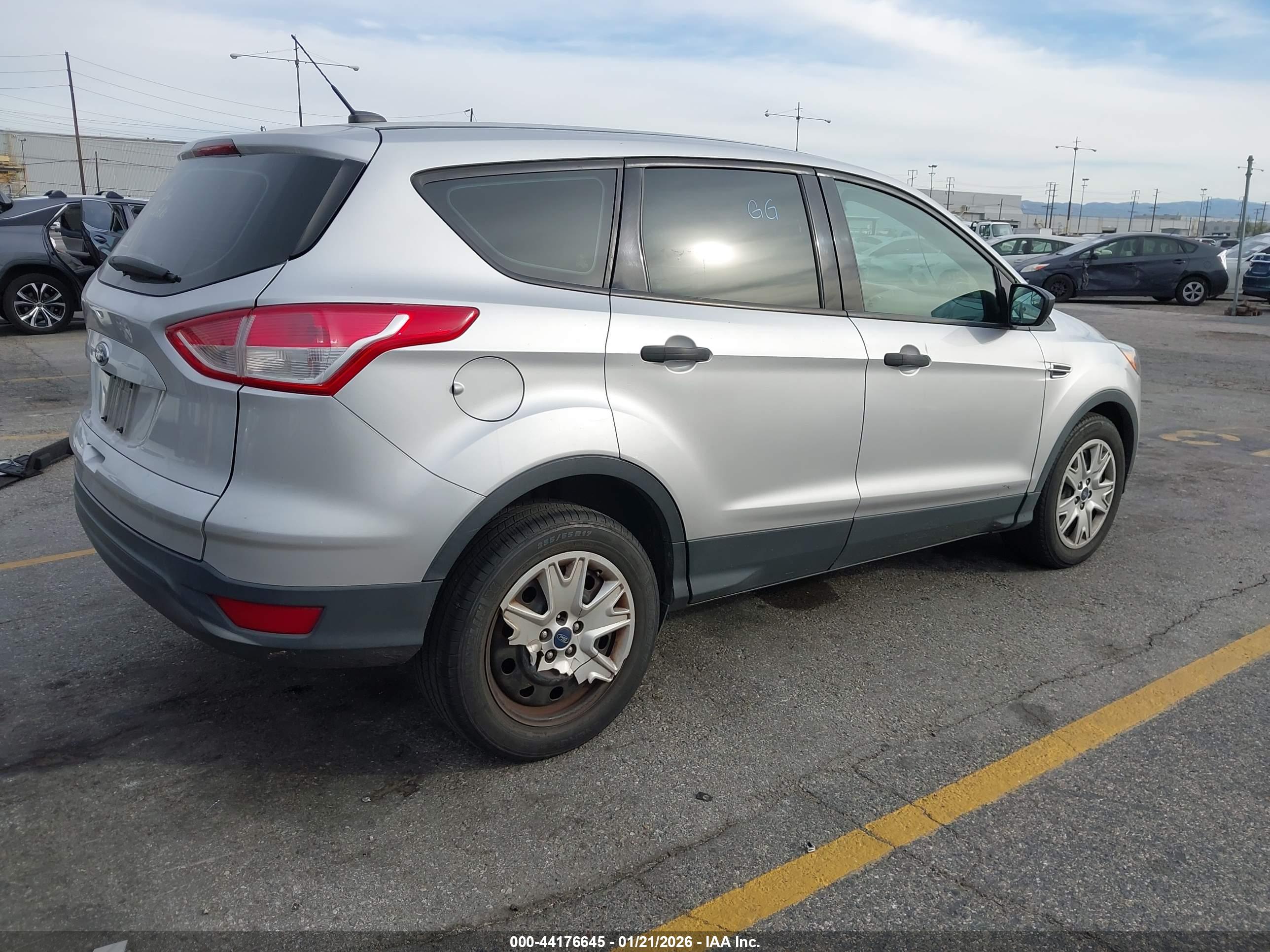 FORD ESCAPE image 4