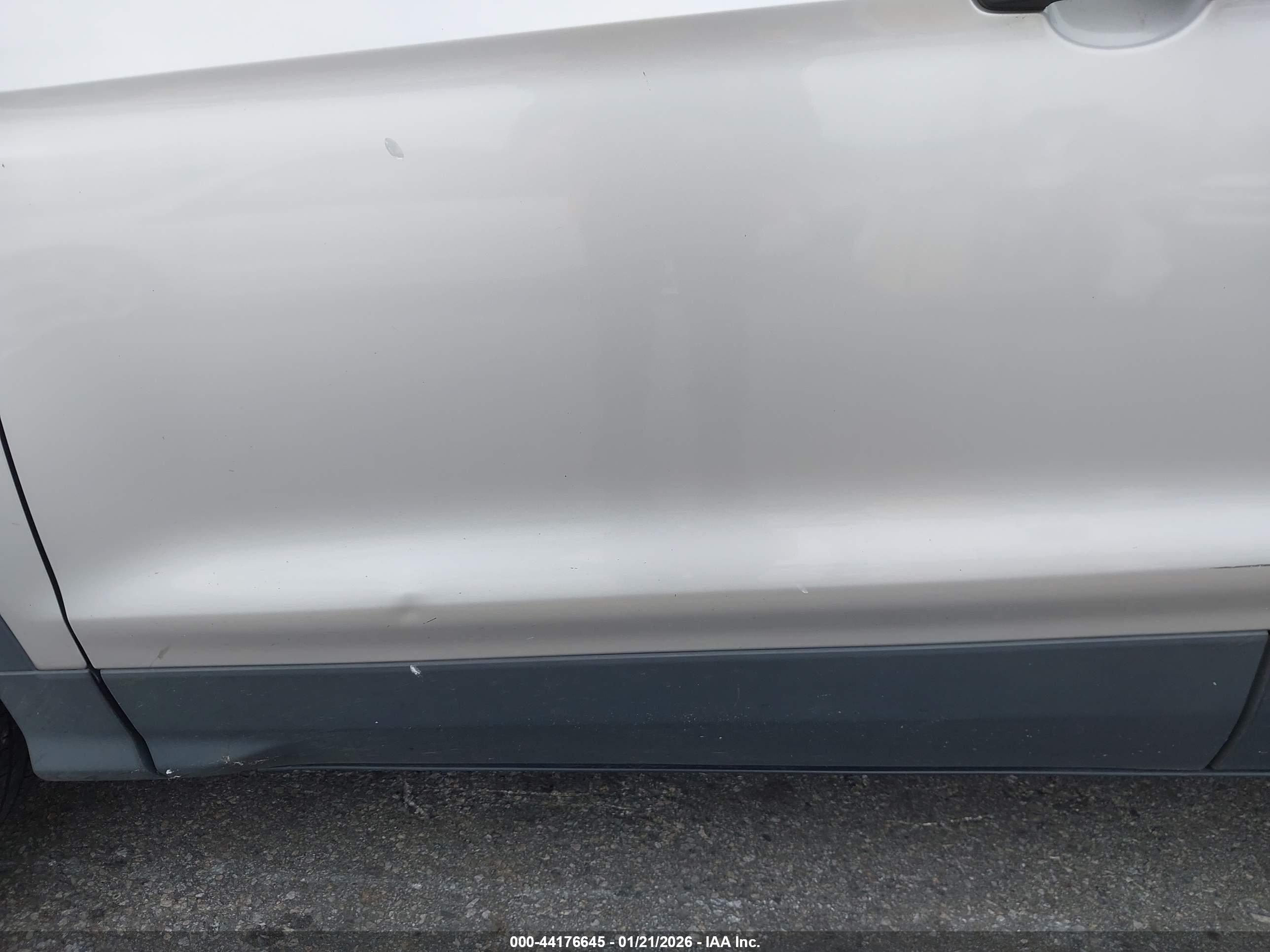 FORD ESCAPE image 6