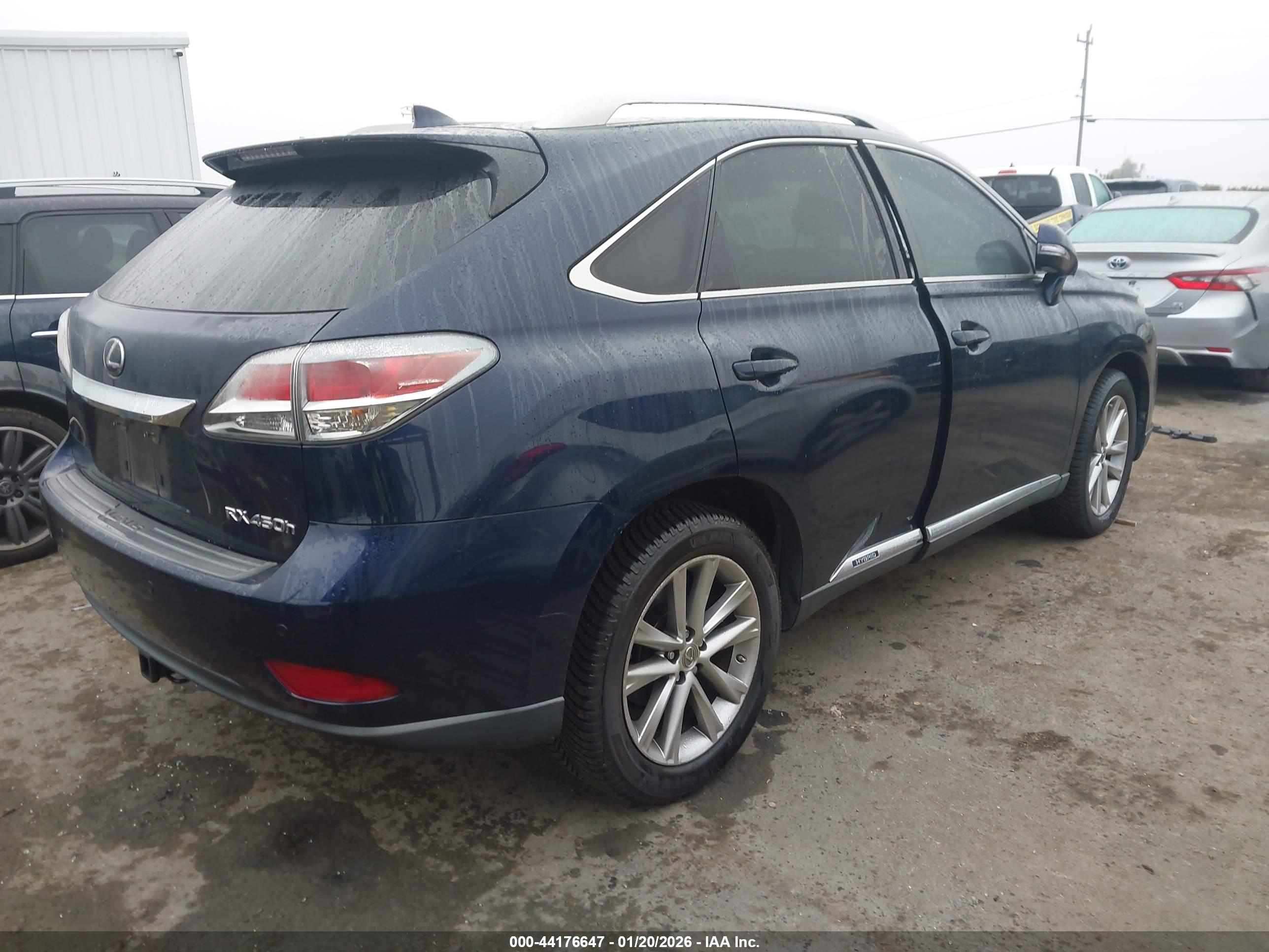 LEXUS RX image 4