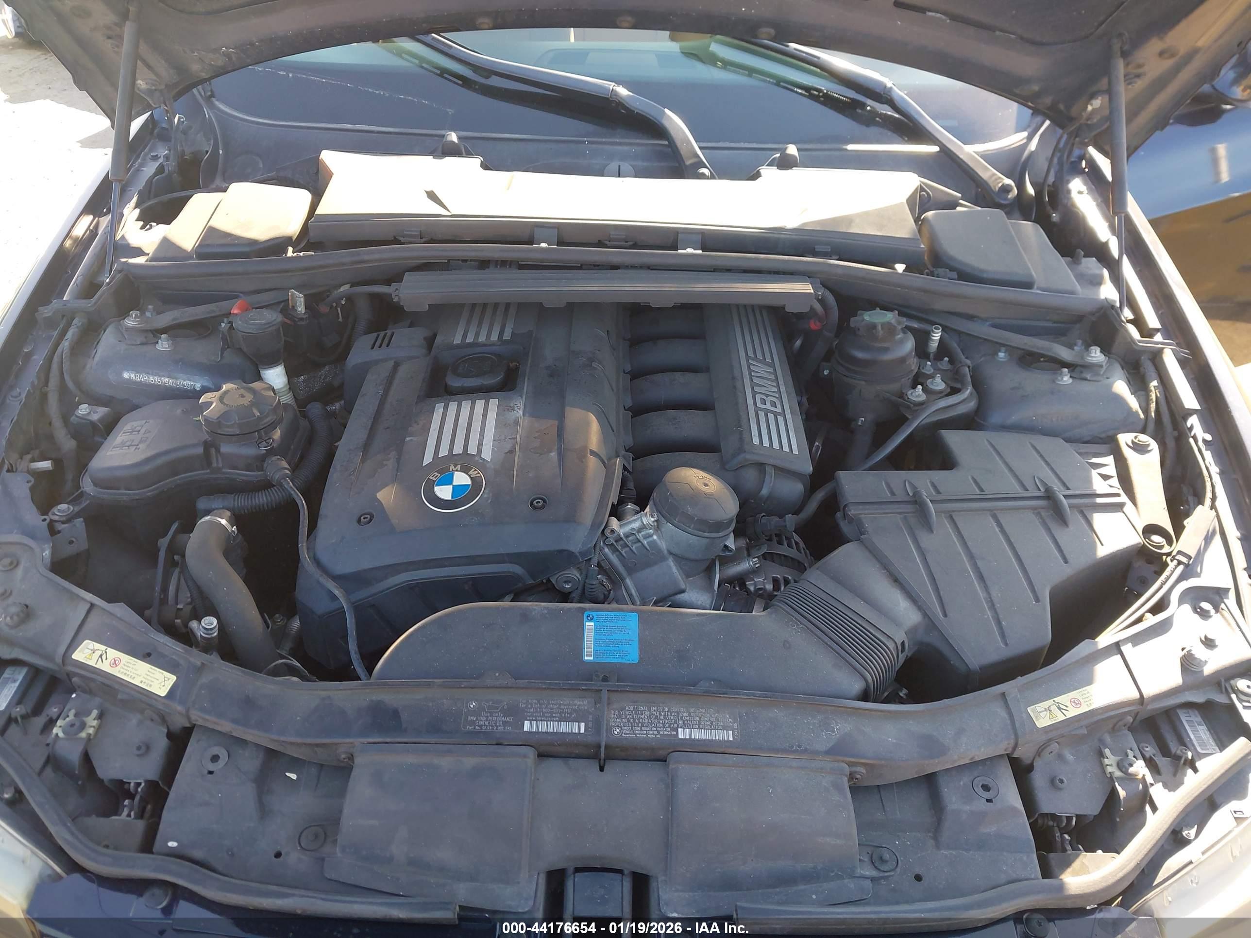 BMW 328I image 10