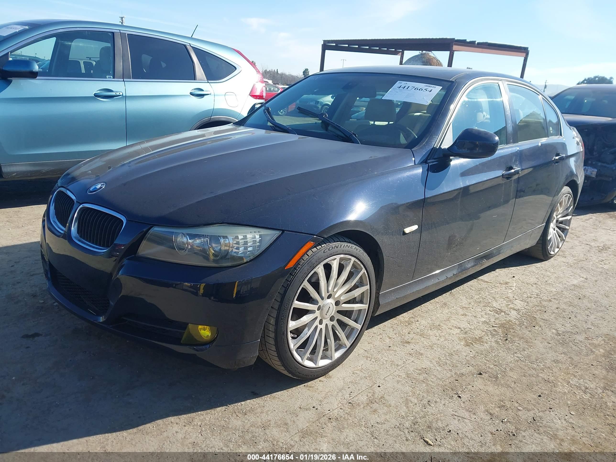 BMW 328I image 2
