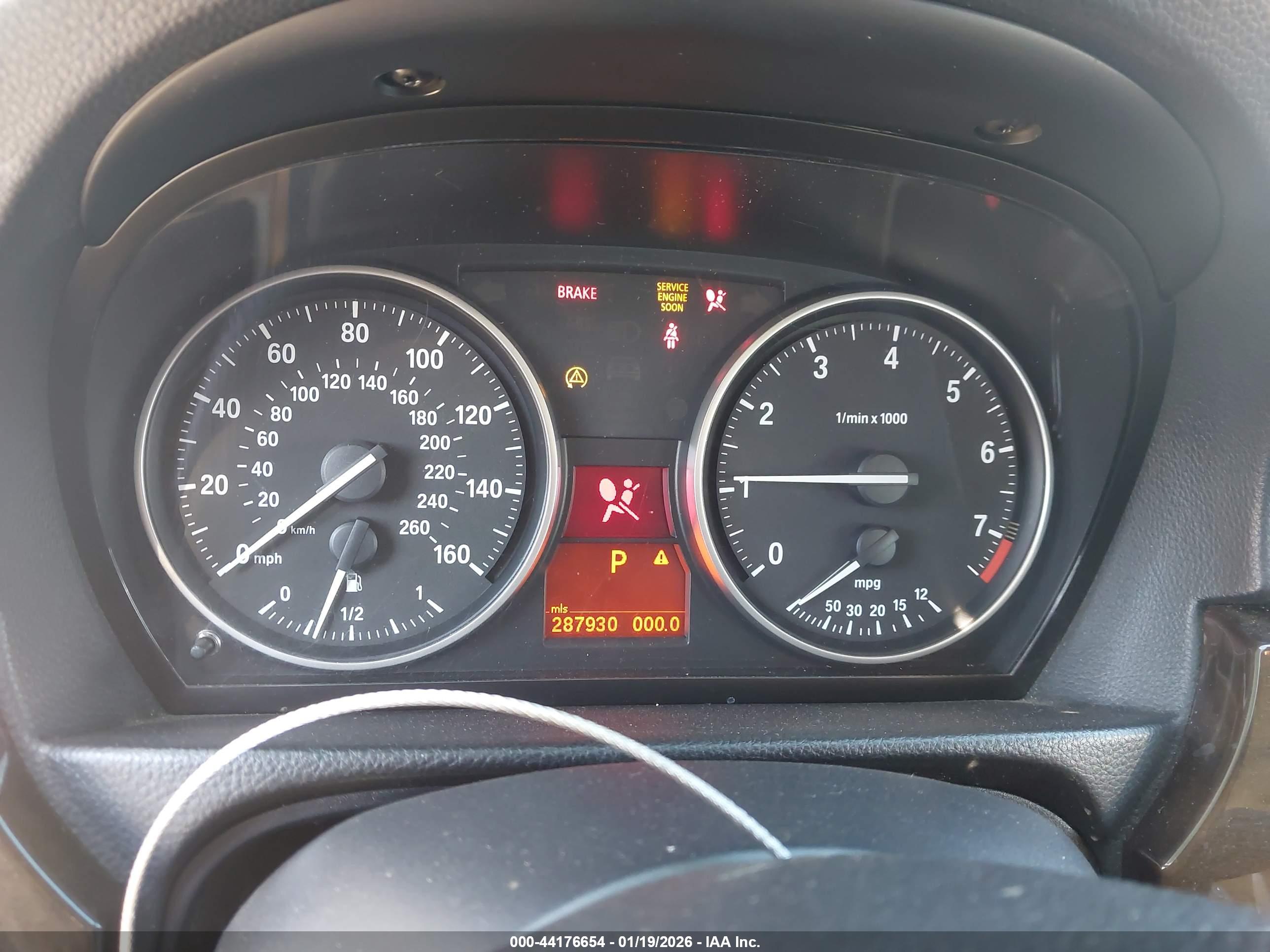 BMW 328I image 7