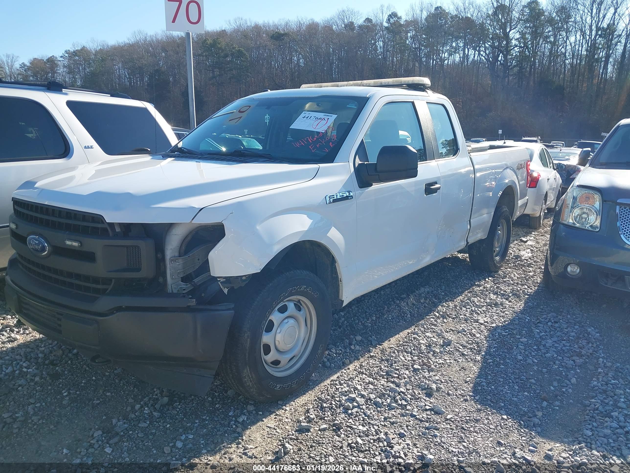 FORD F-150 image 2