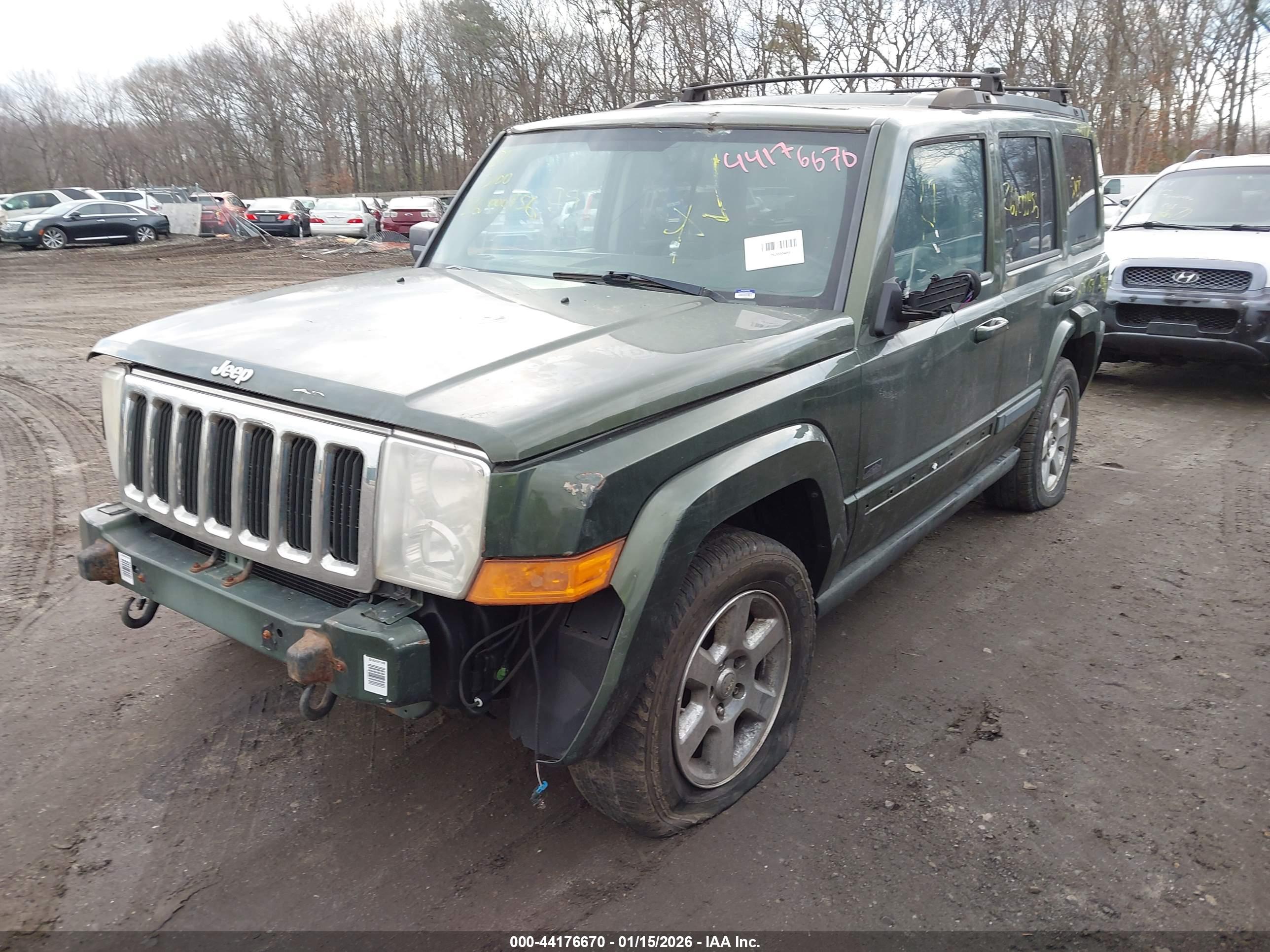 JEEP COMMANDER image 2