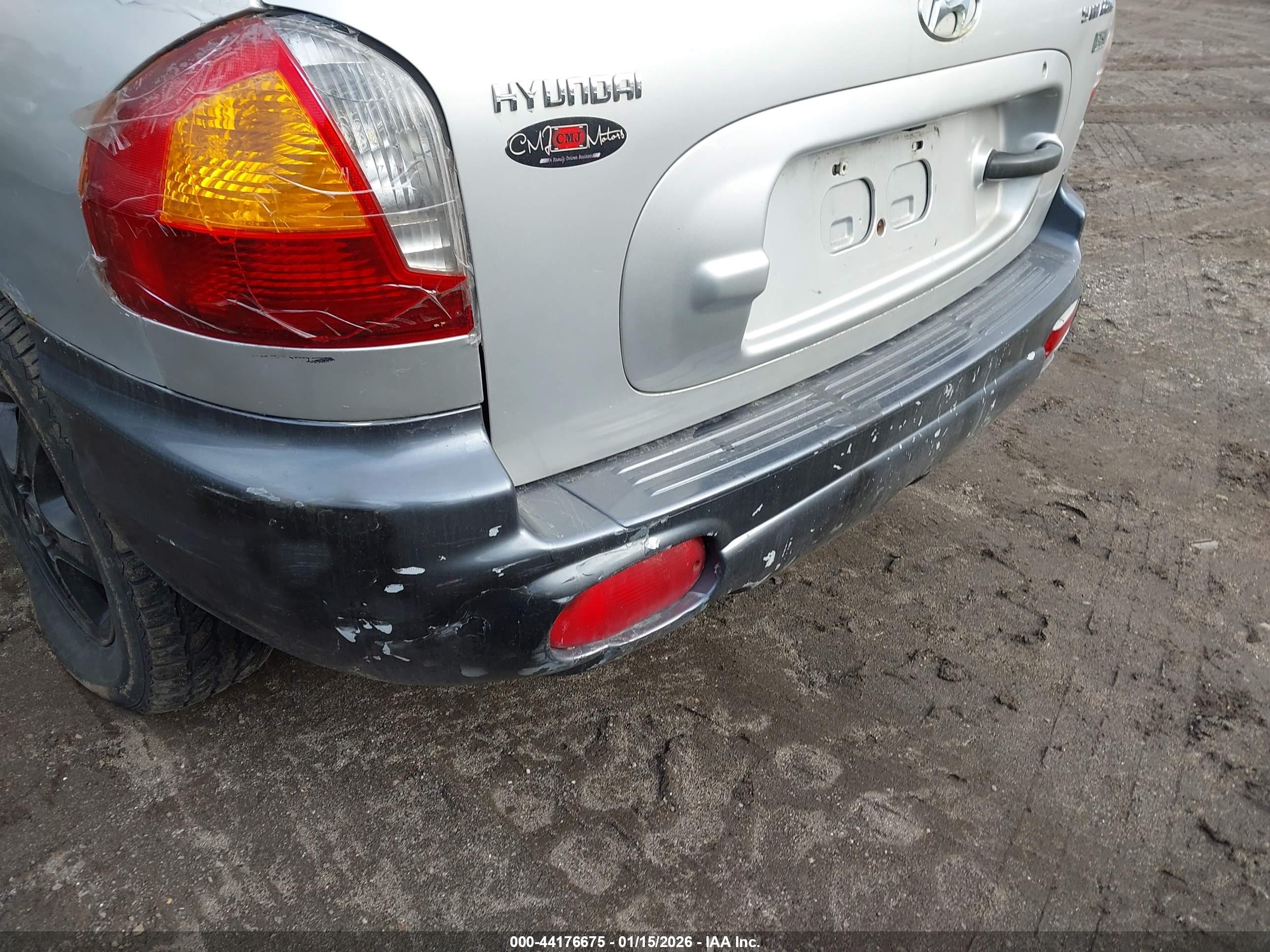 HYUNDAI SANTA image 6