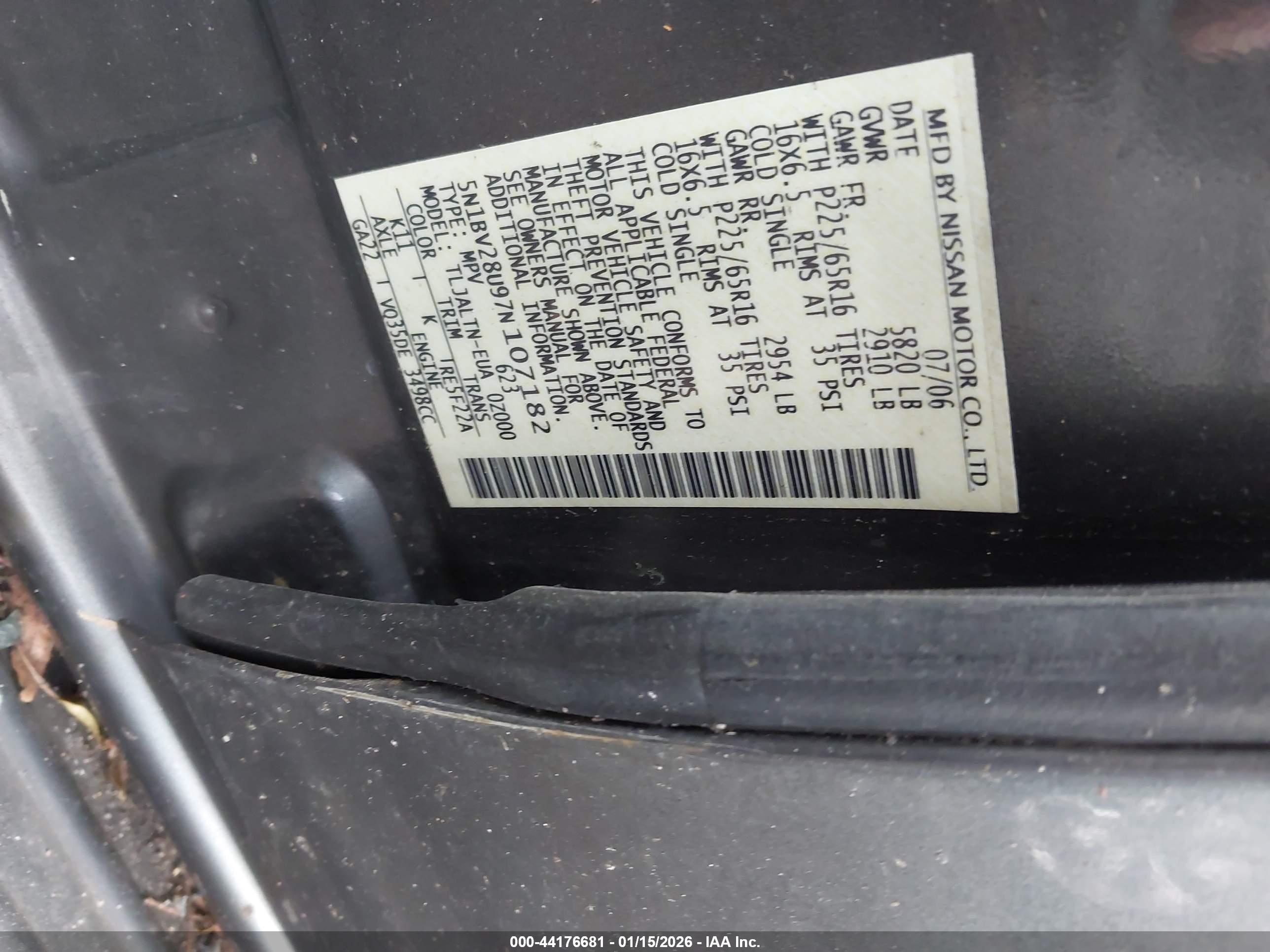 NISSAN QUEST image 9