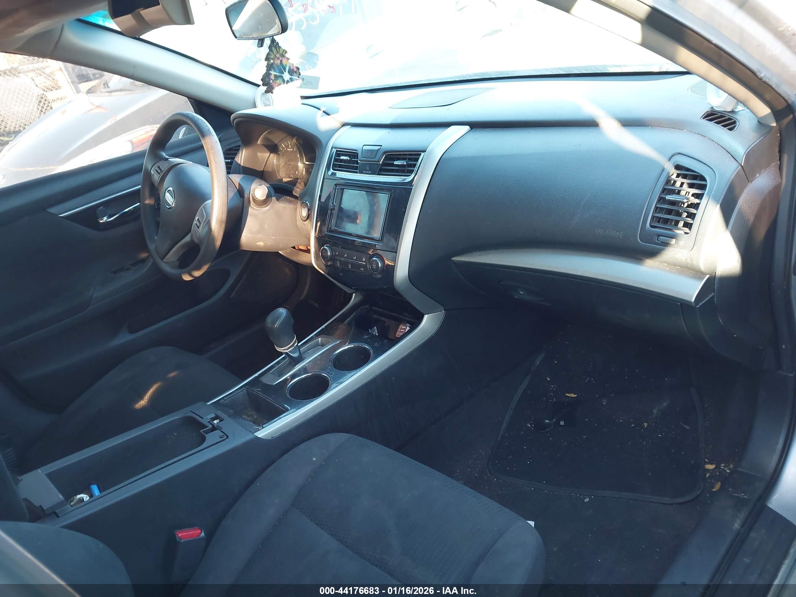 NISSAN ALTIMA image 5