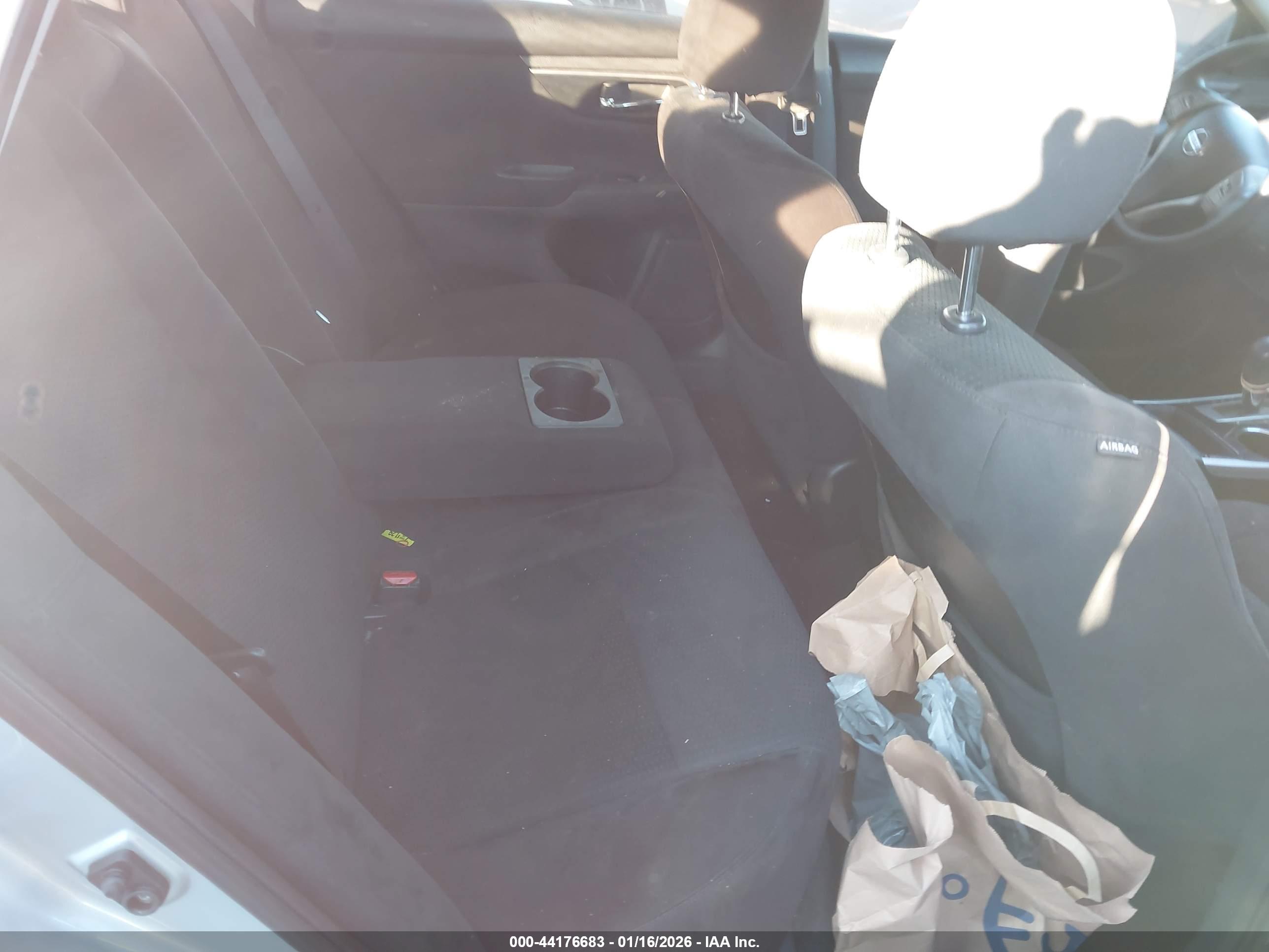 NISSAN ALTIMA image 8
