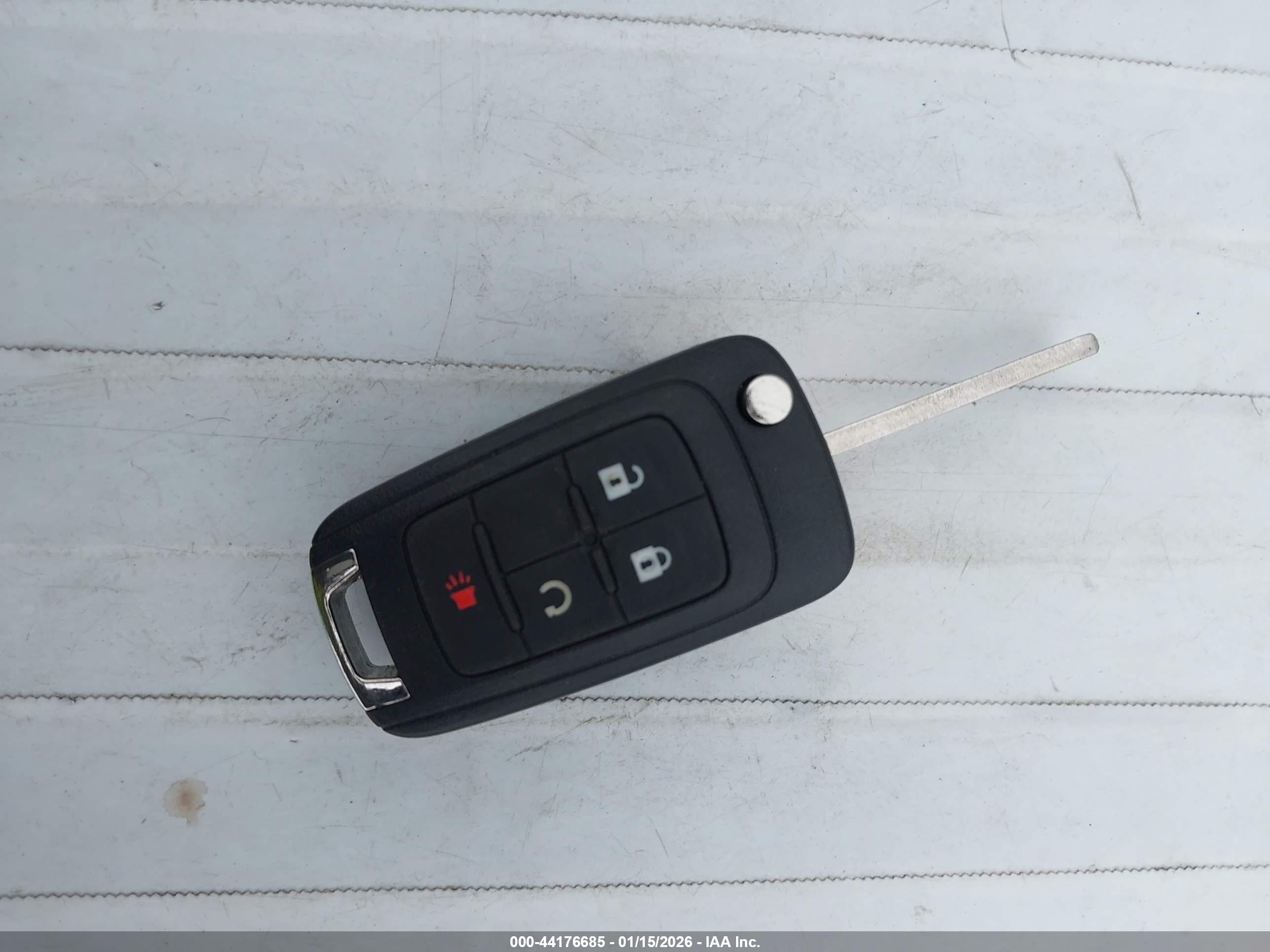 CHEVROLET EQUINOX image 11