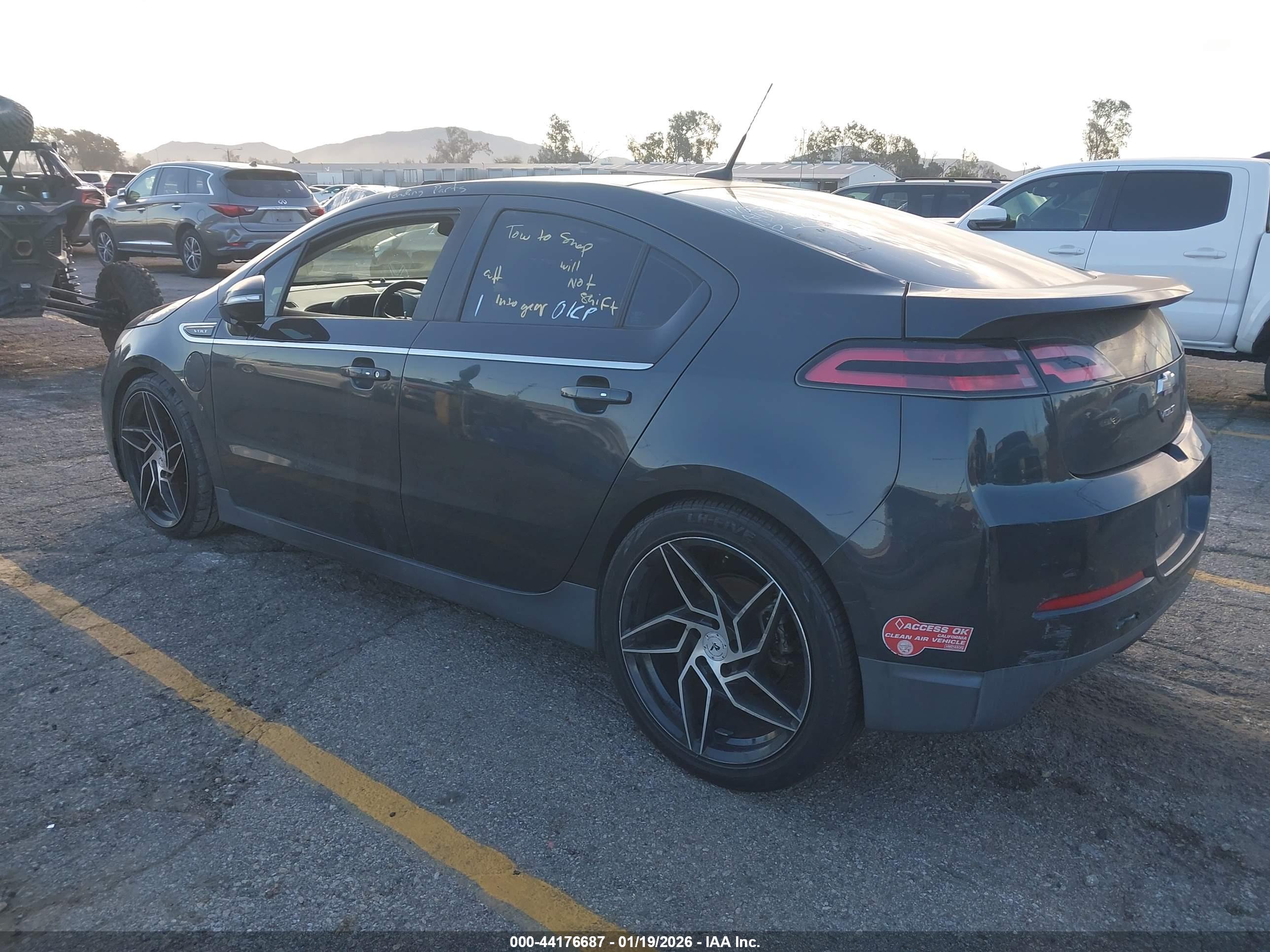 CHEVROLET VOLT image 3
