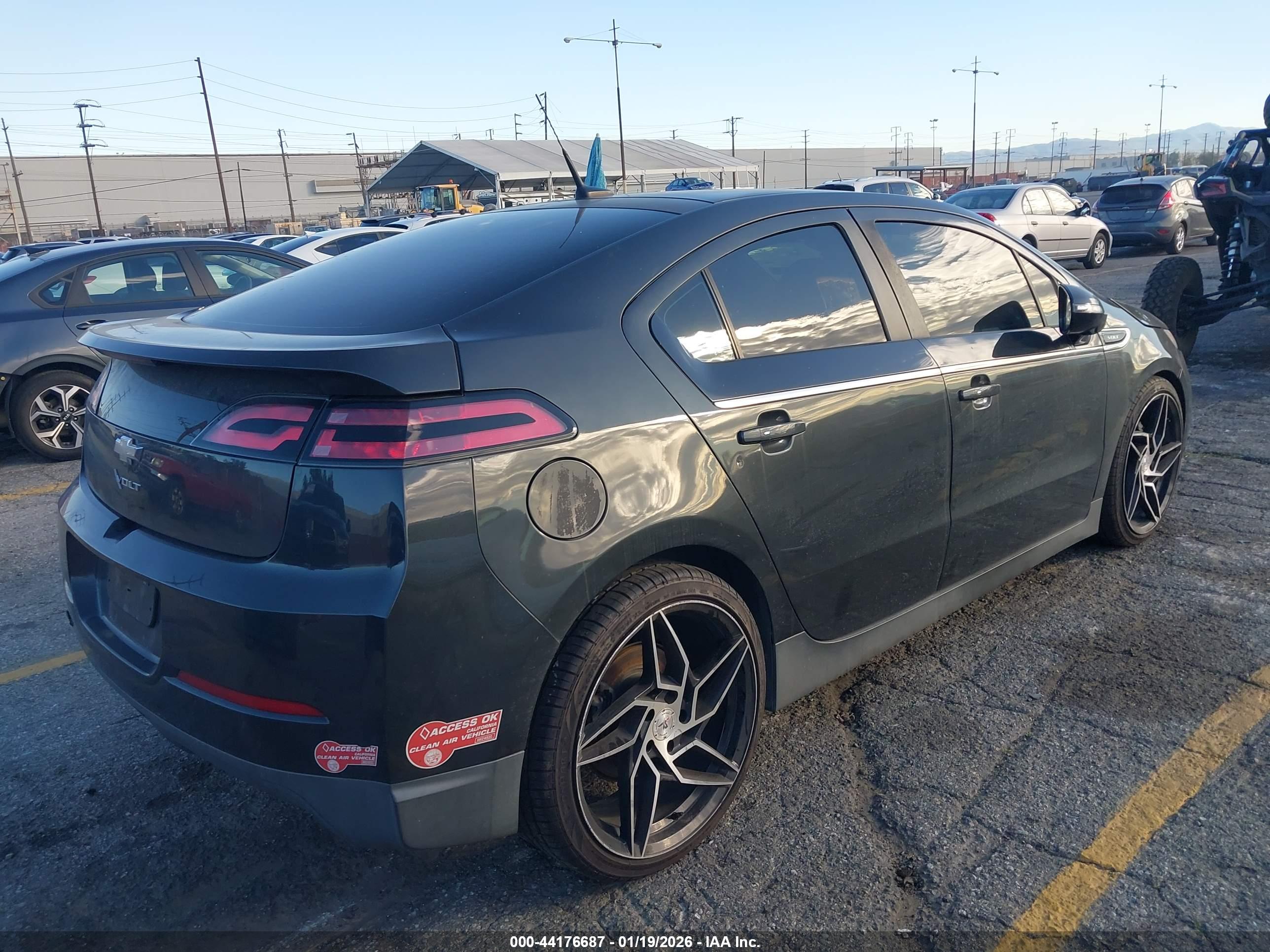 CHEVROLET VOLT image 4