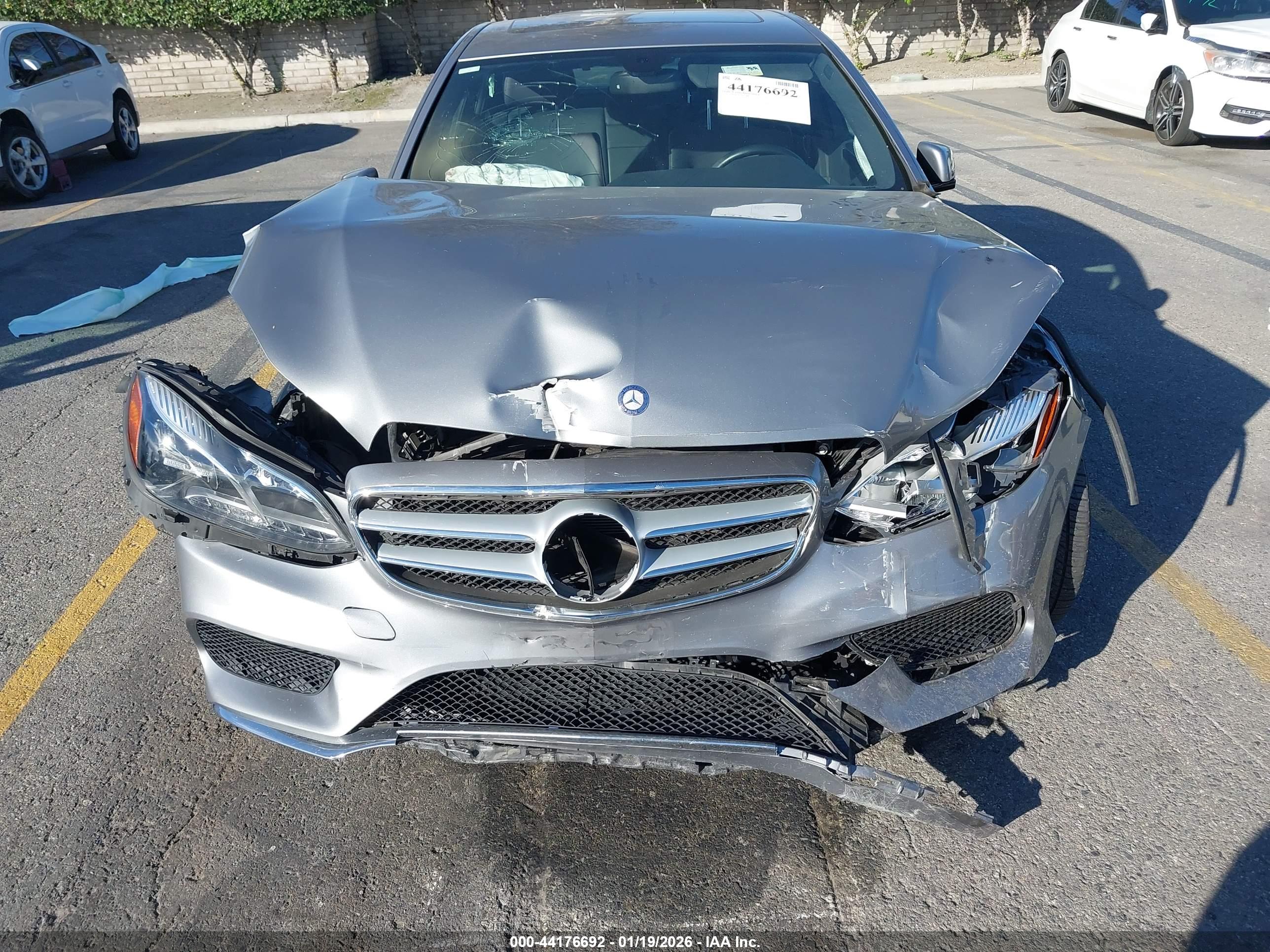 MERCEDES-BENZ E image 6