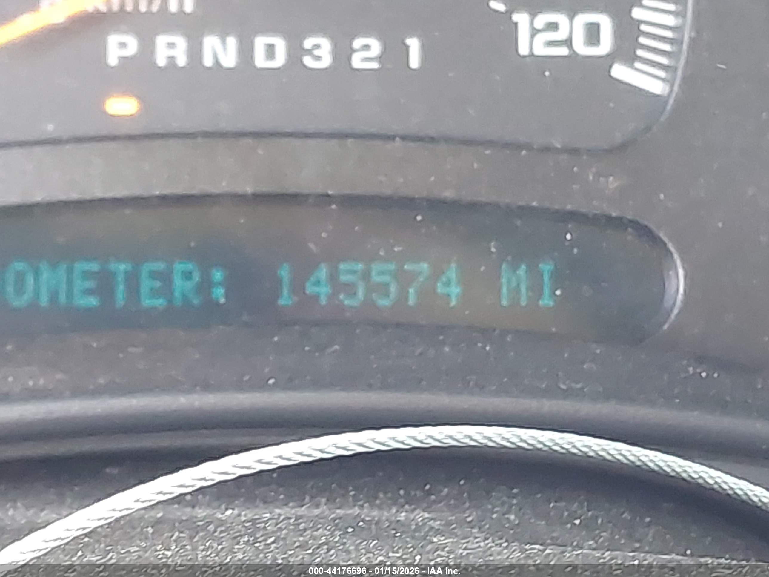 CHEVROLET SILVERADO image 7