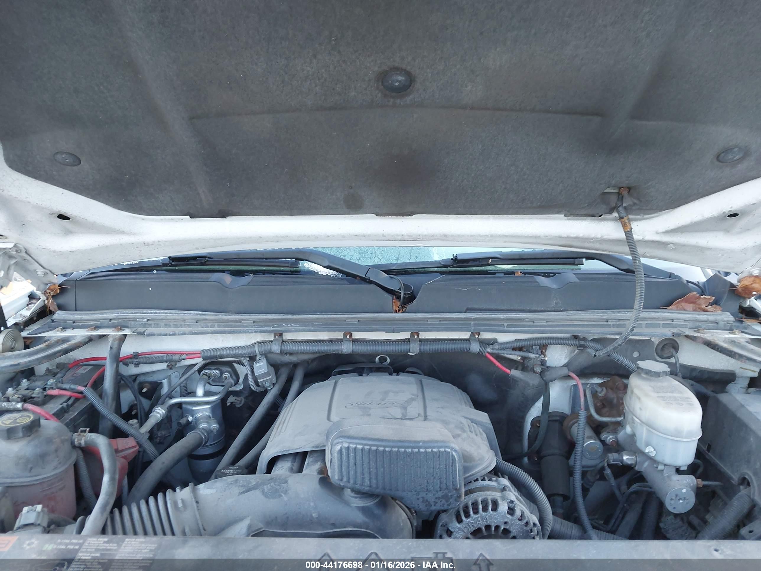 CHEVROLET SILVERADO image 10