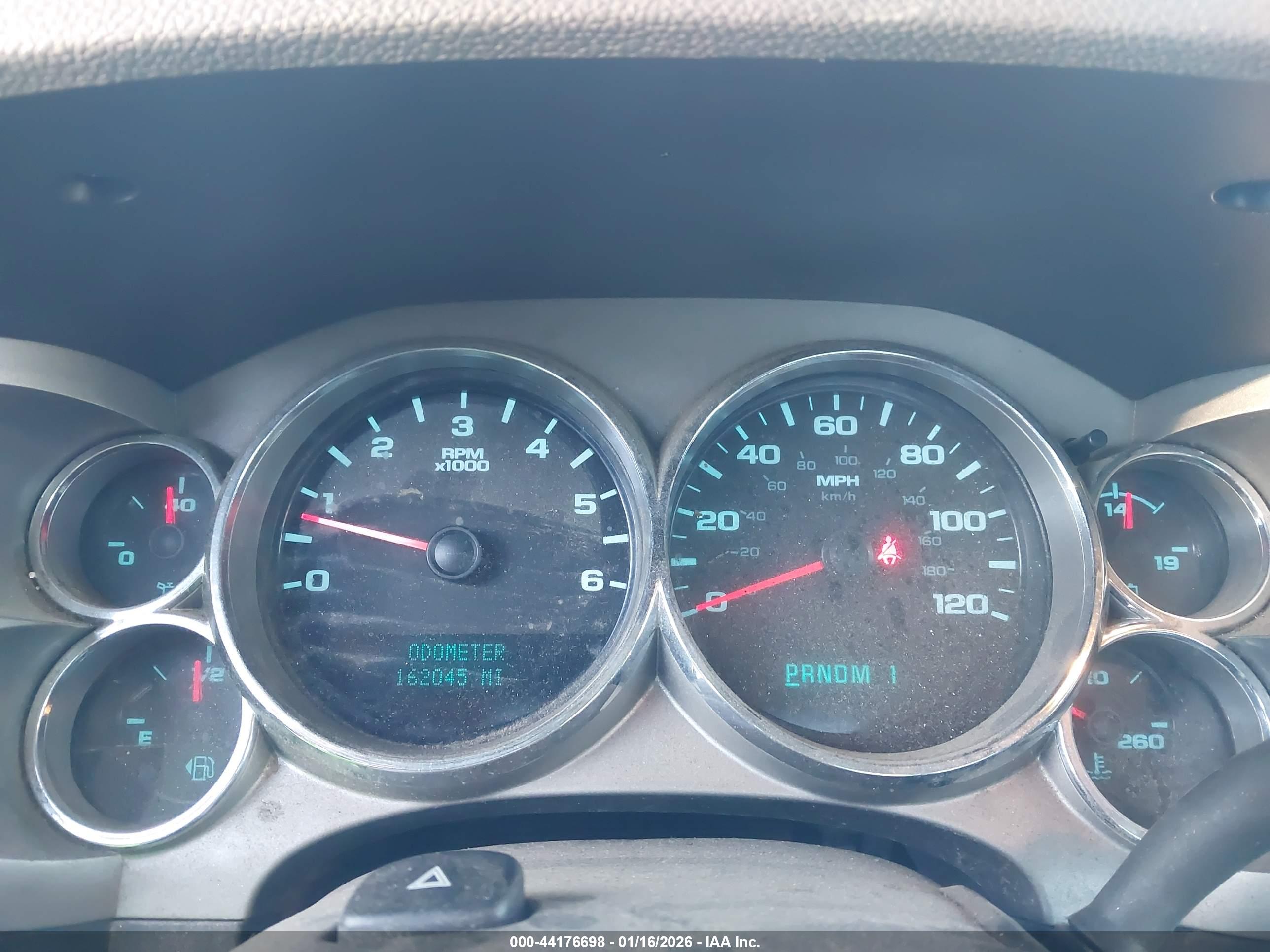 CHEVROLET SILVERADO image 6