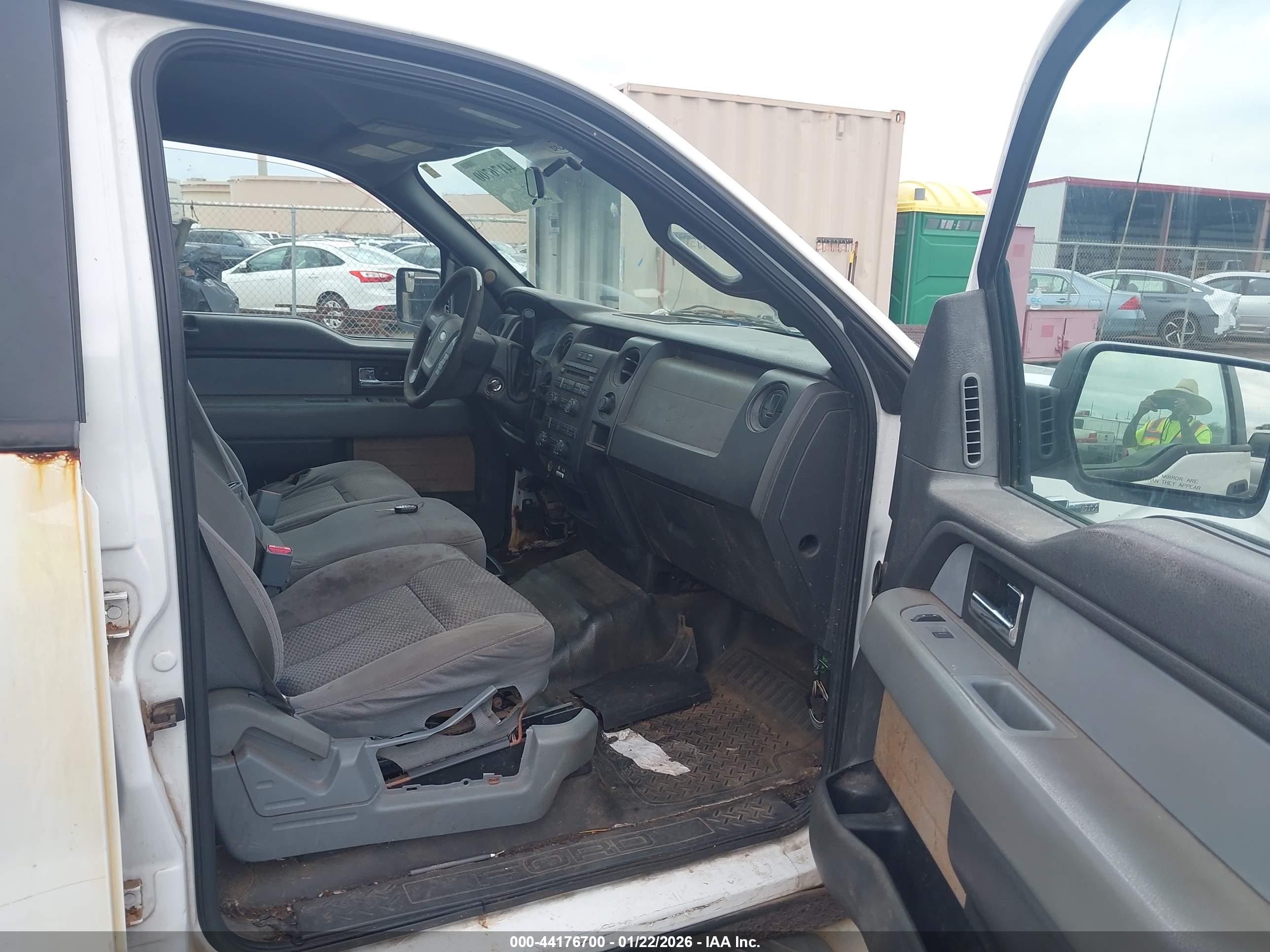 FORD F-150 image 5