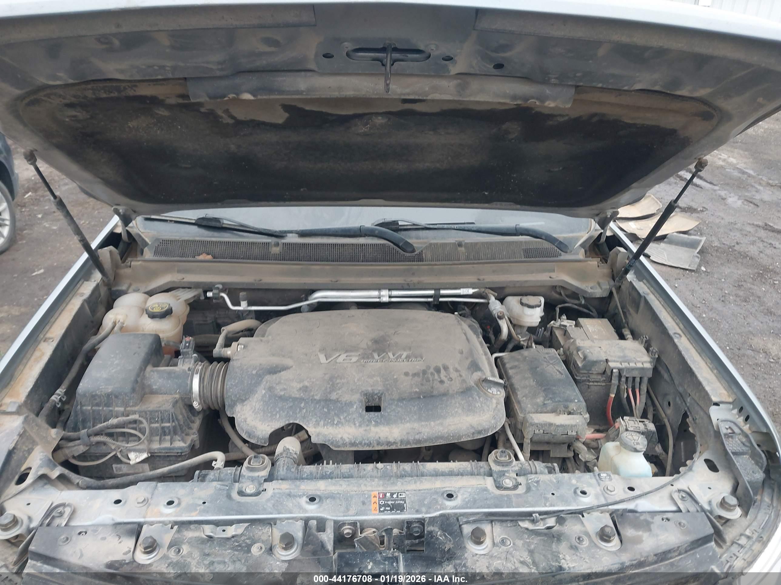 CHEVROLET COLORADO image 10