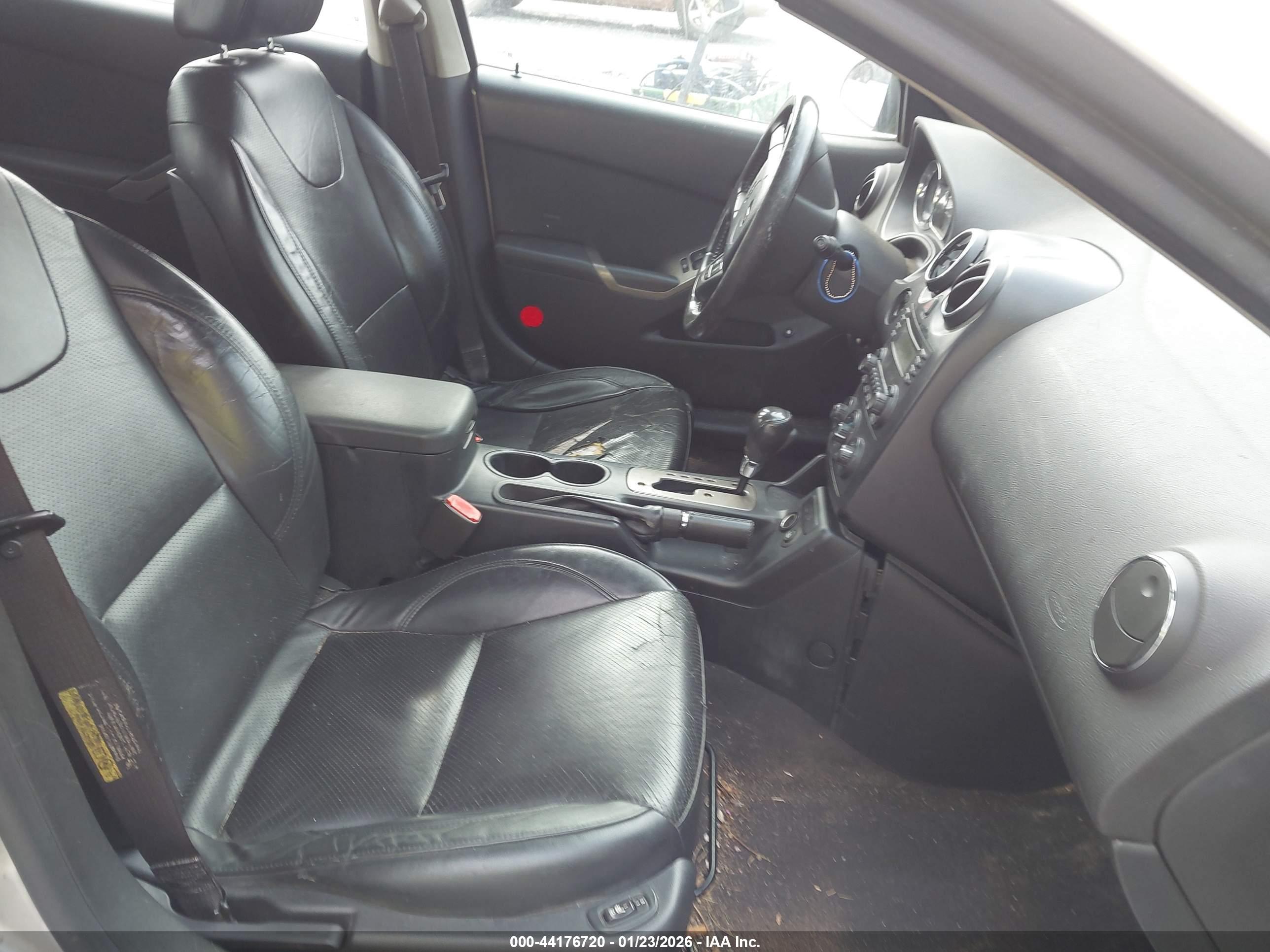 PONTIAC G6 image 5