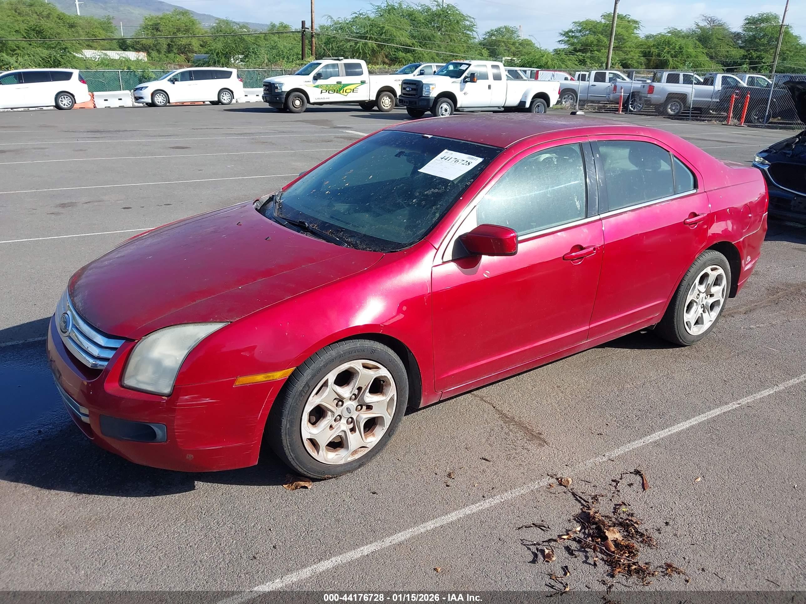 FORD FUSION image 2