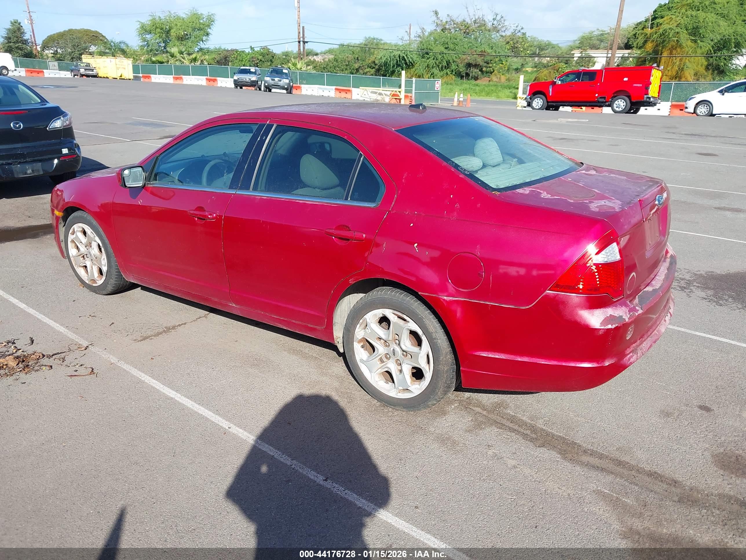 FORD FUSION image 3