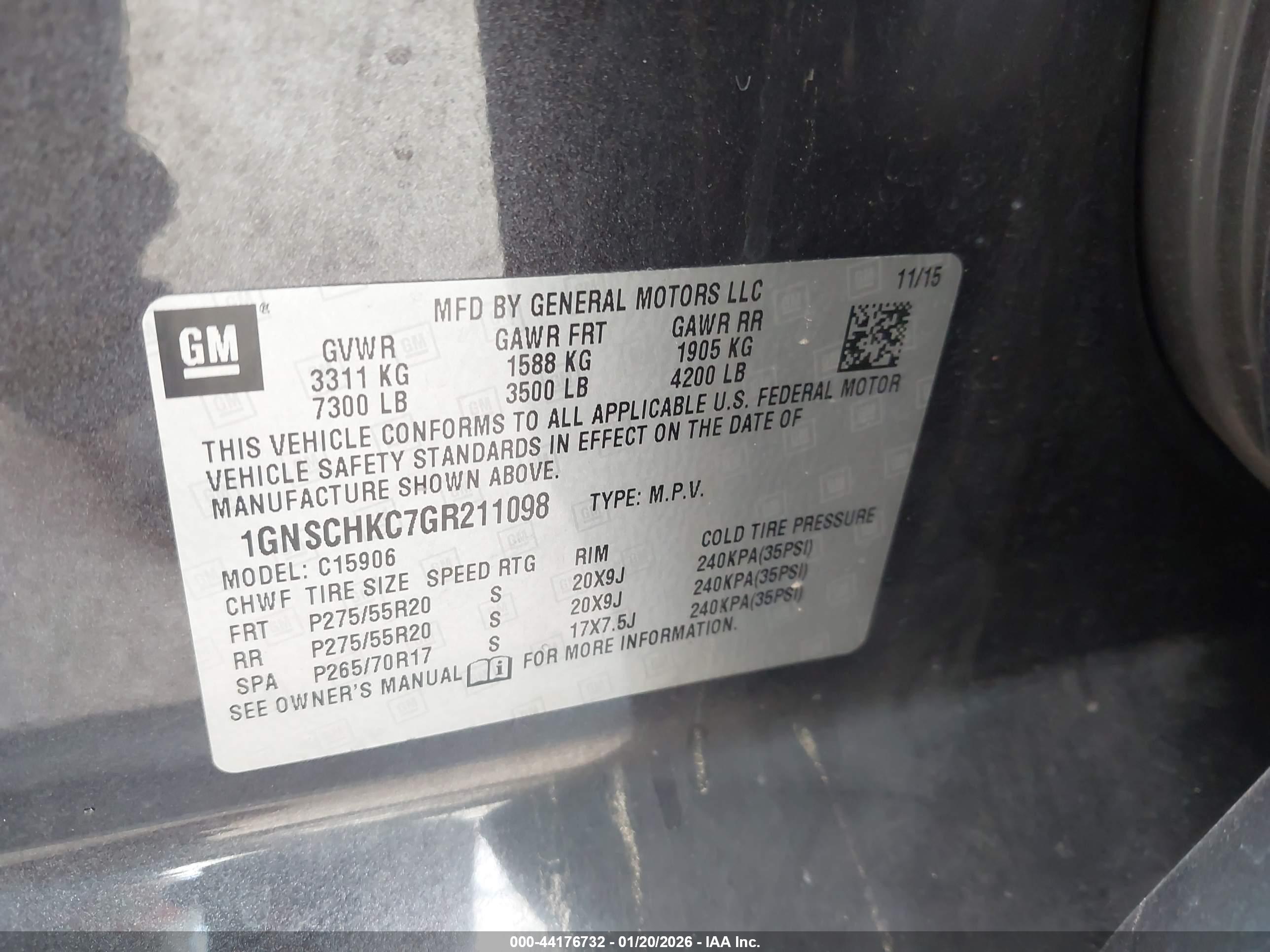 CHEVROLET SUBURBAN image 9