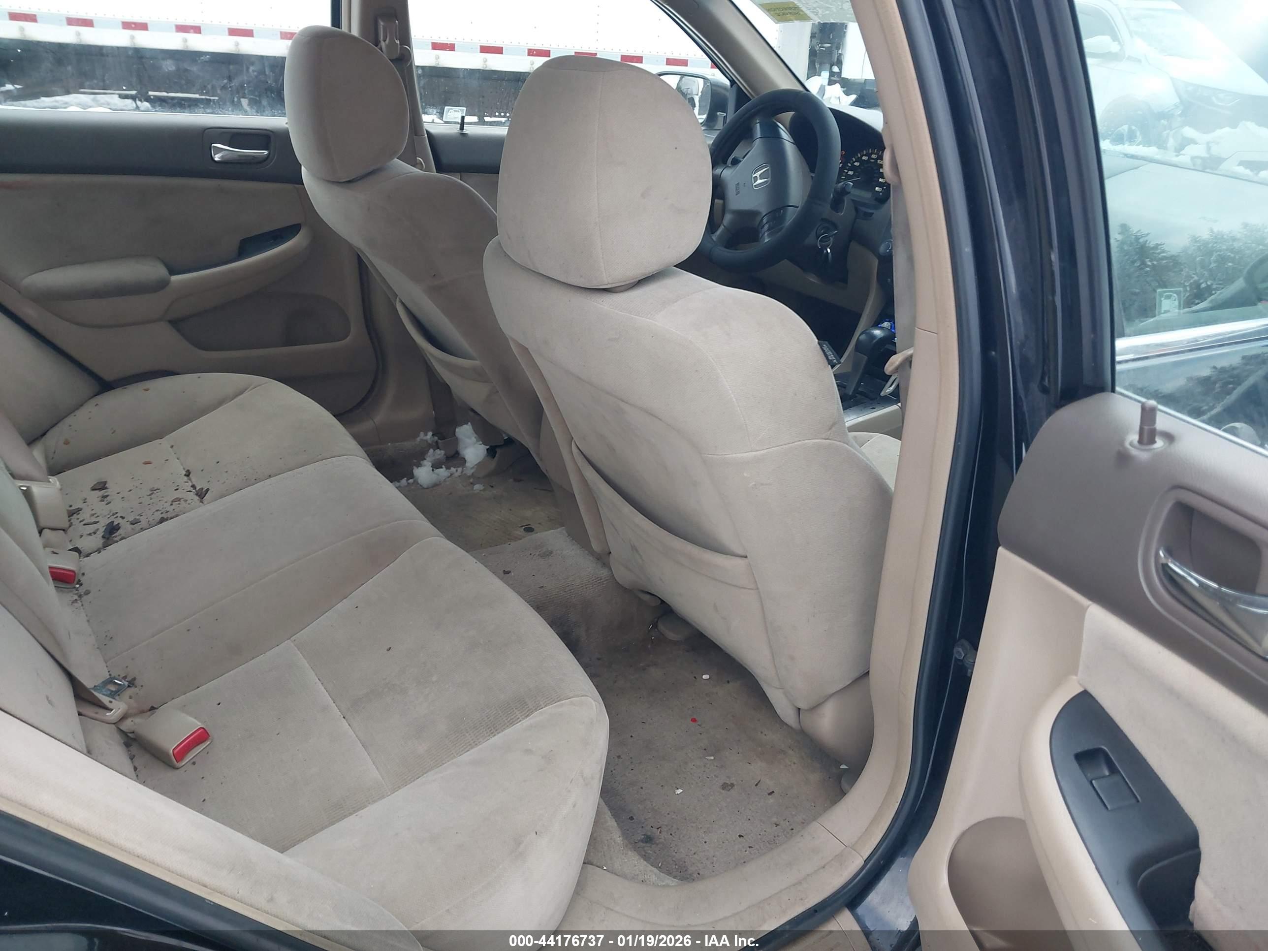 HONDA ACCORD image 8