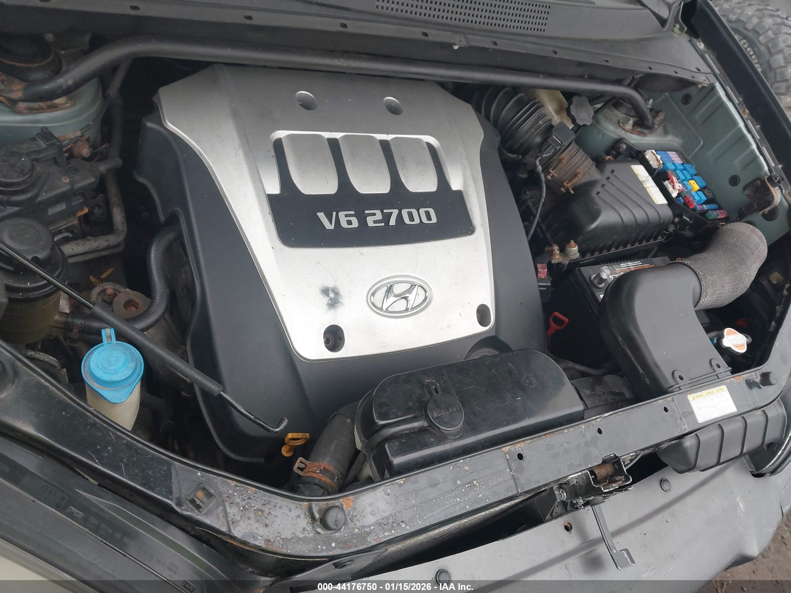 HYUNDAI TUCSON image 10
