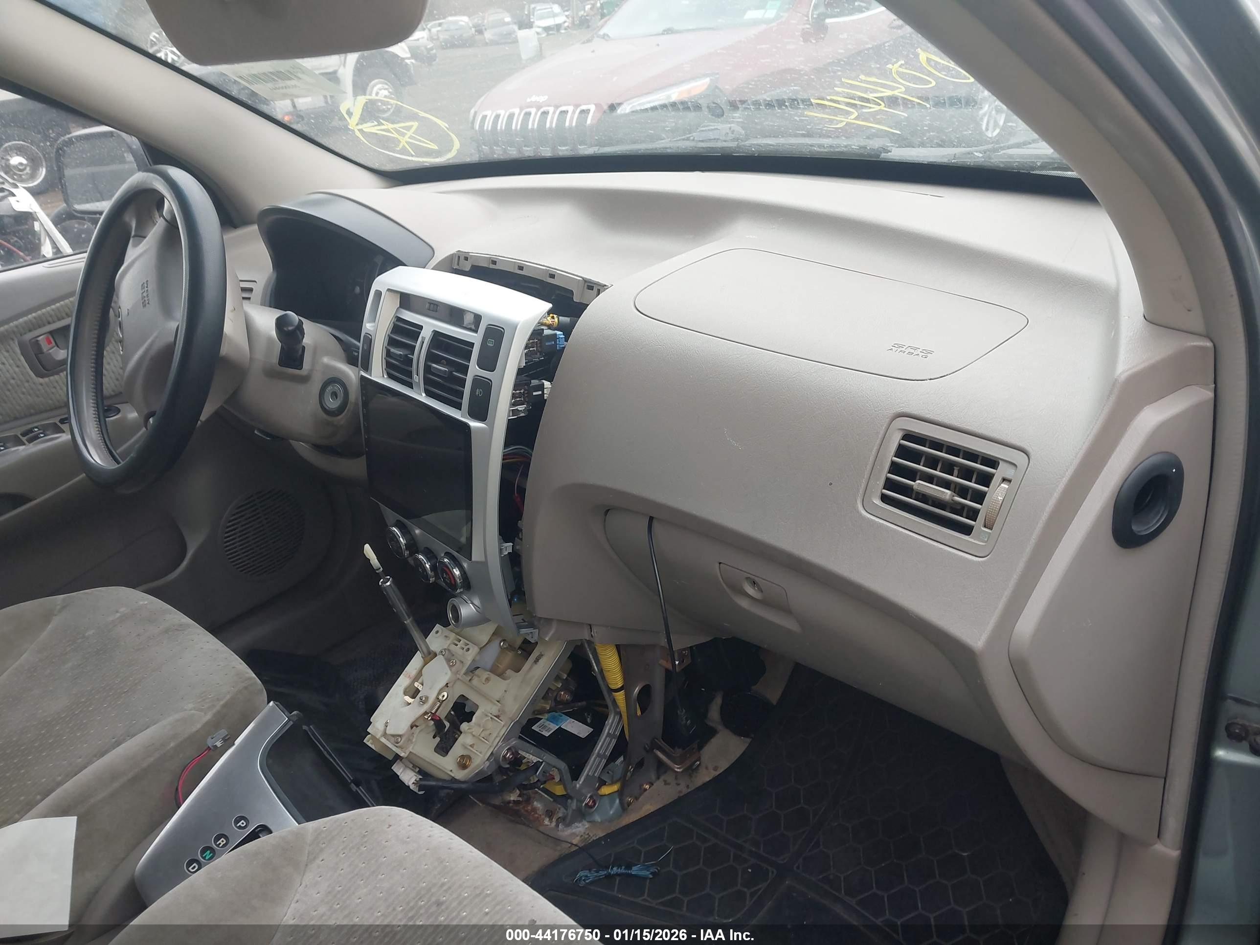 HYUNDAI TUCSON image 5