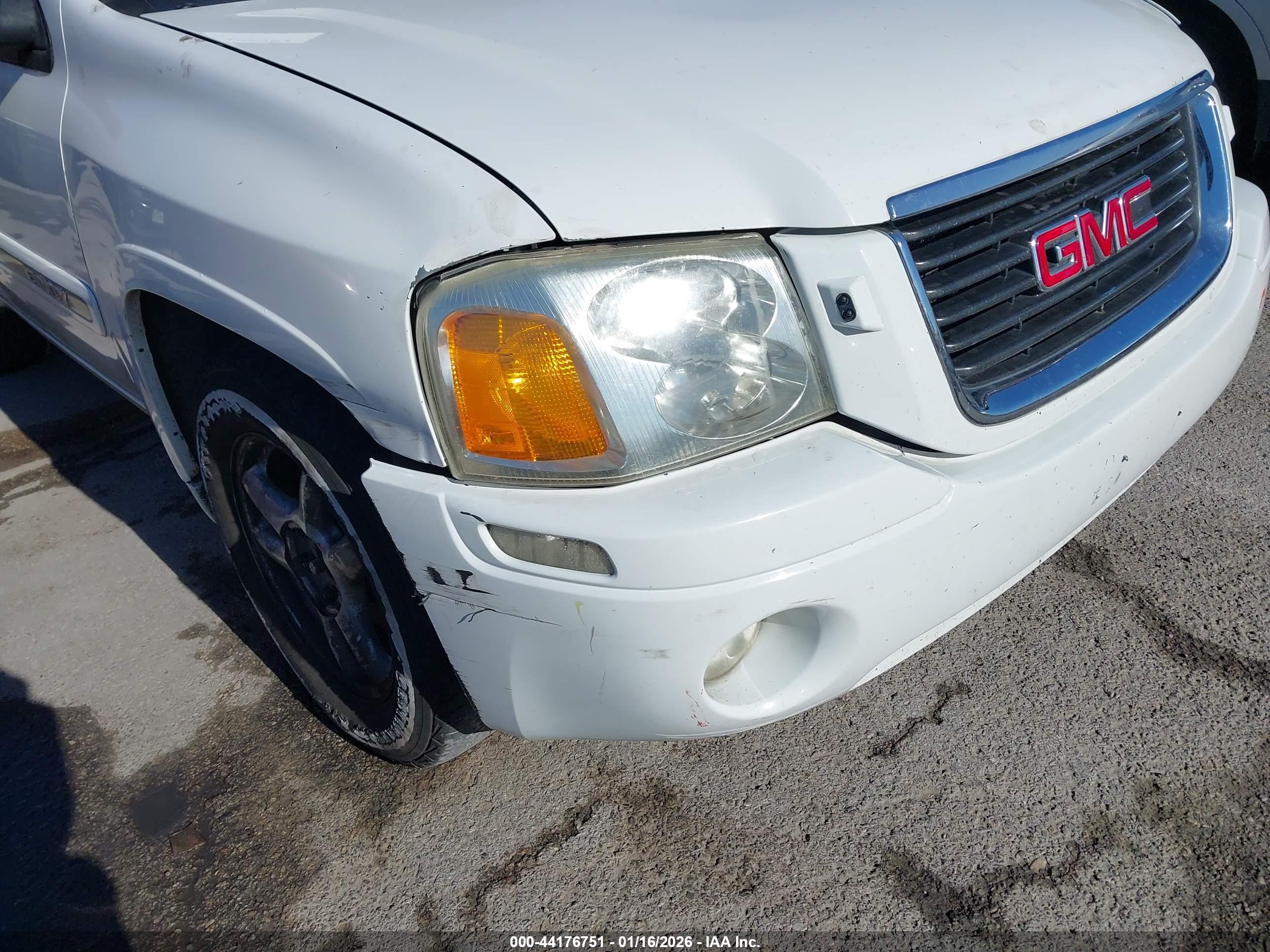 GMC ENVOY image 6