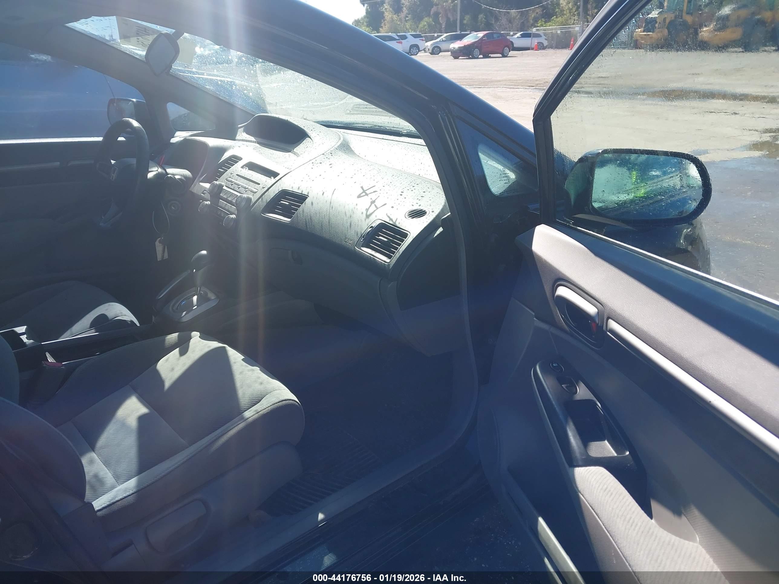 HONDA CIVIC image 5