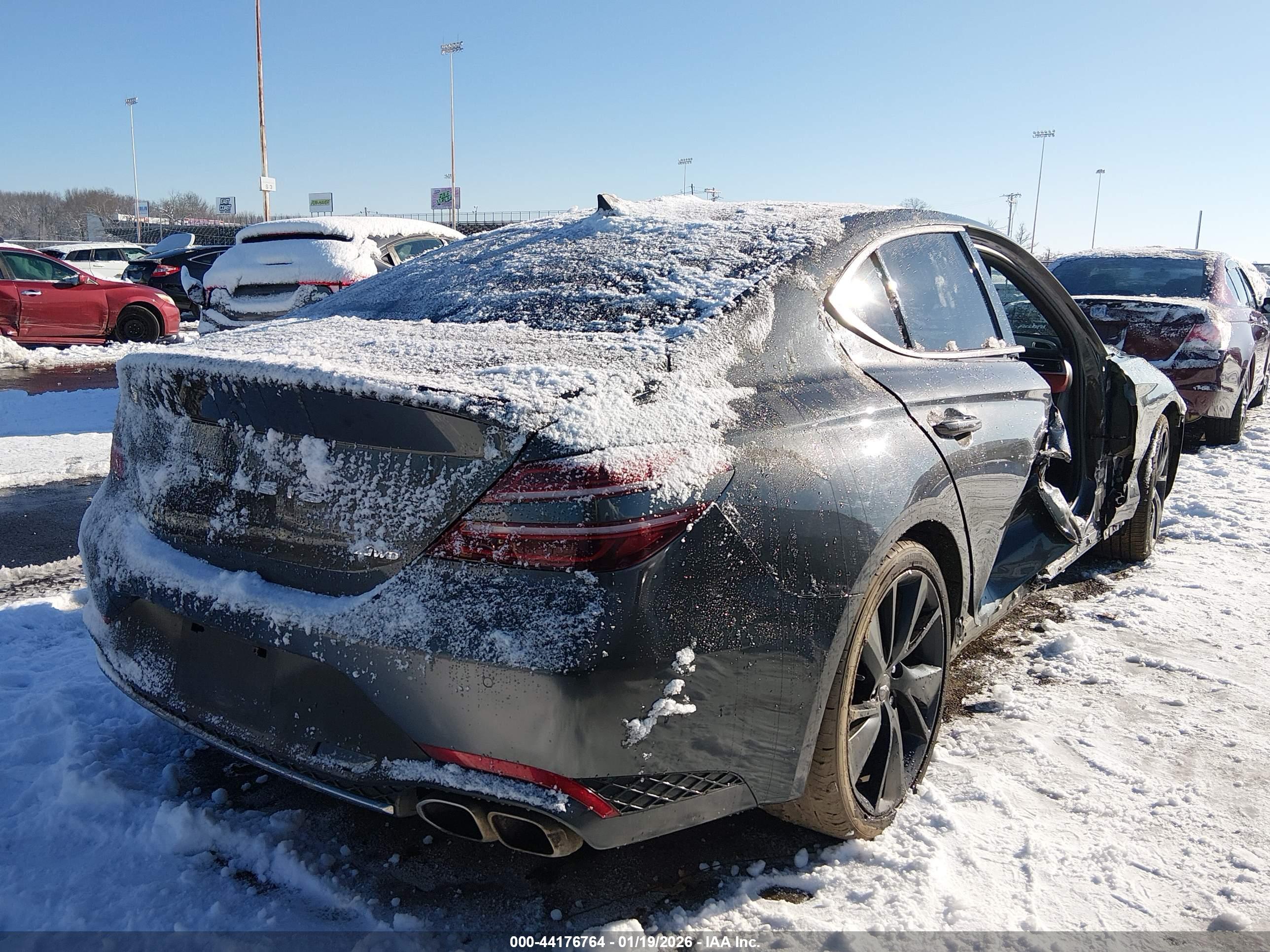 GENESIS G70 image 4