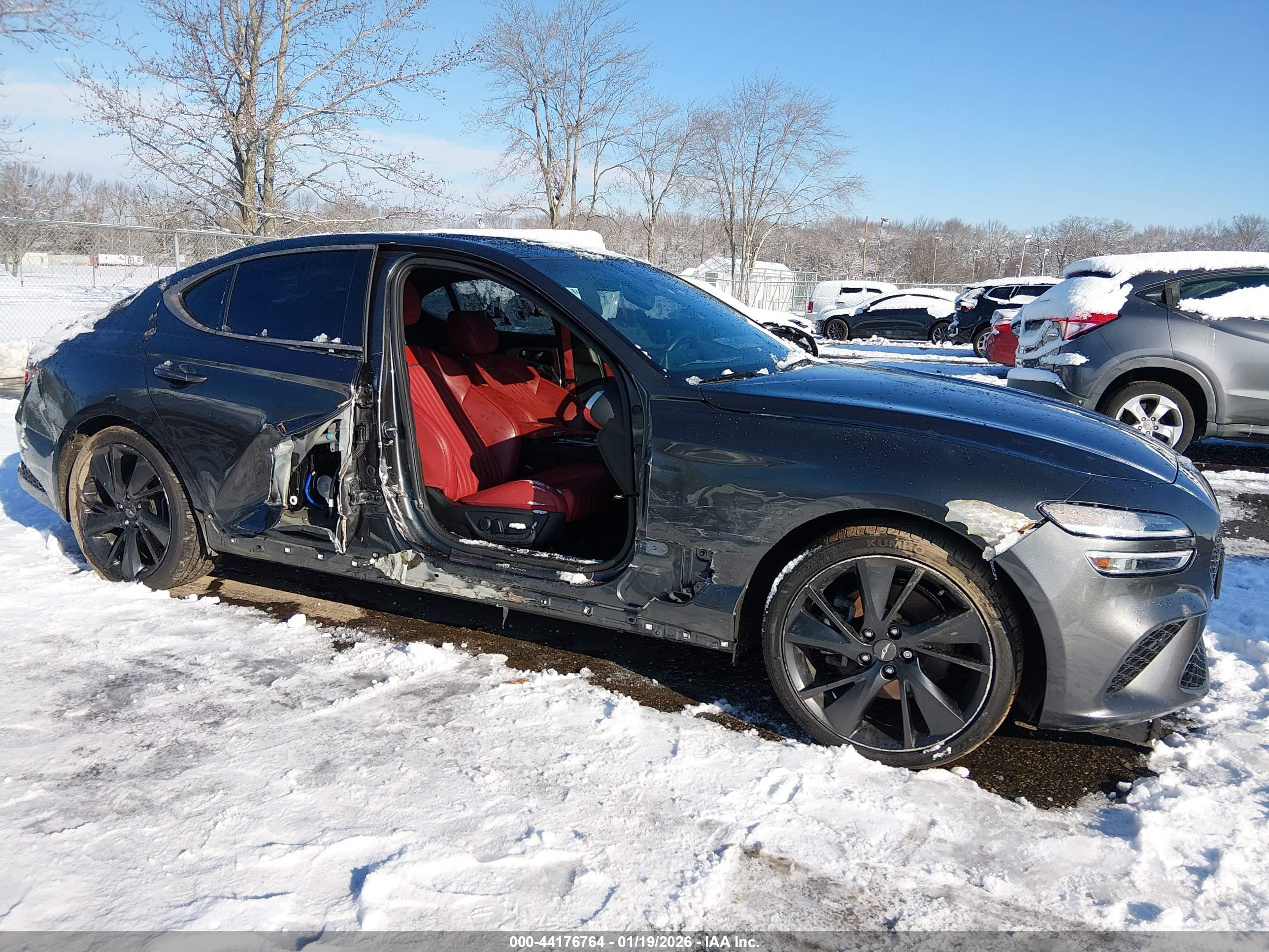 GENESIS G70 image 6