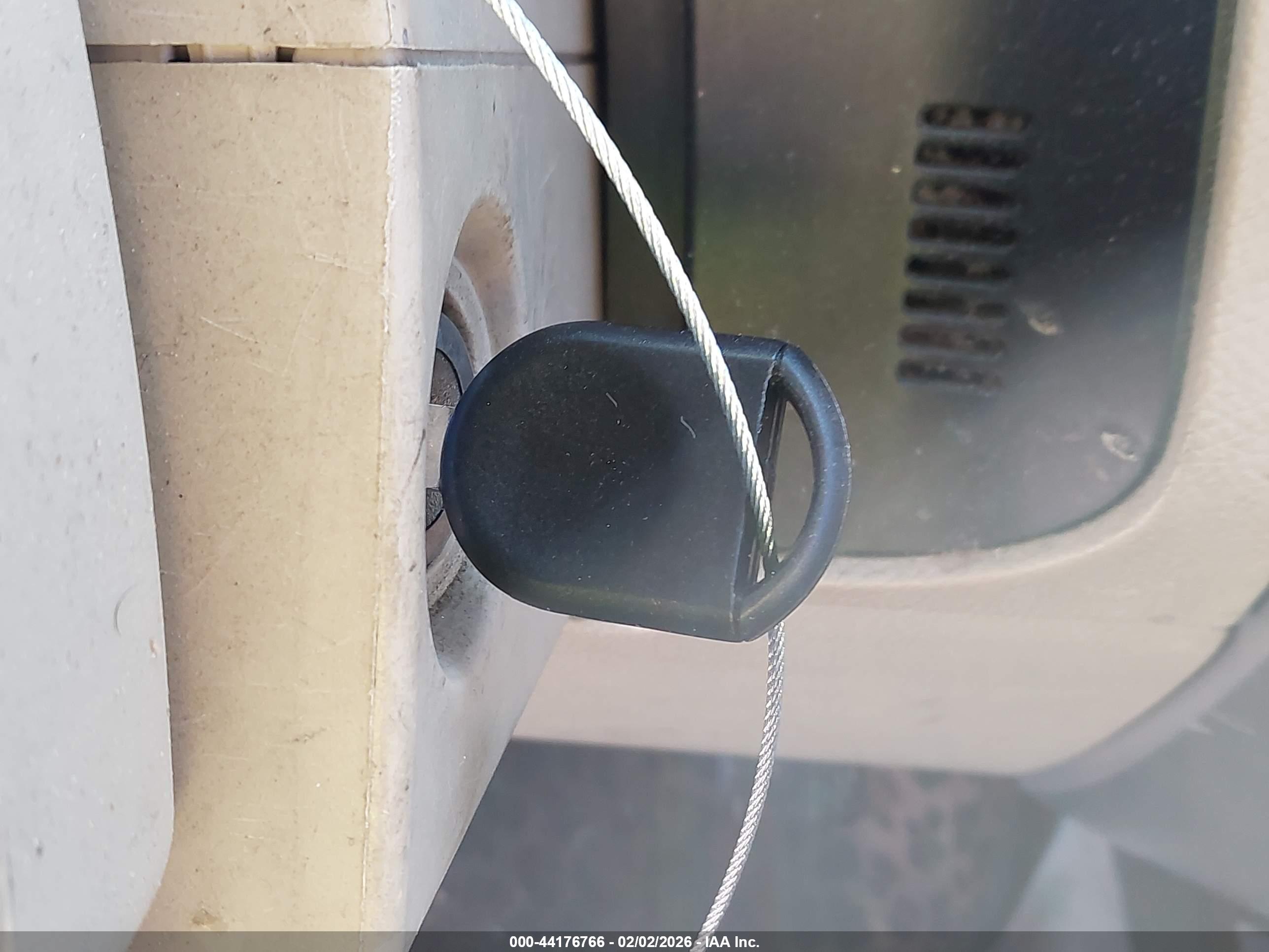 FORD EXPEDITION image 11