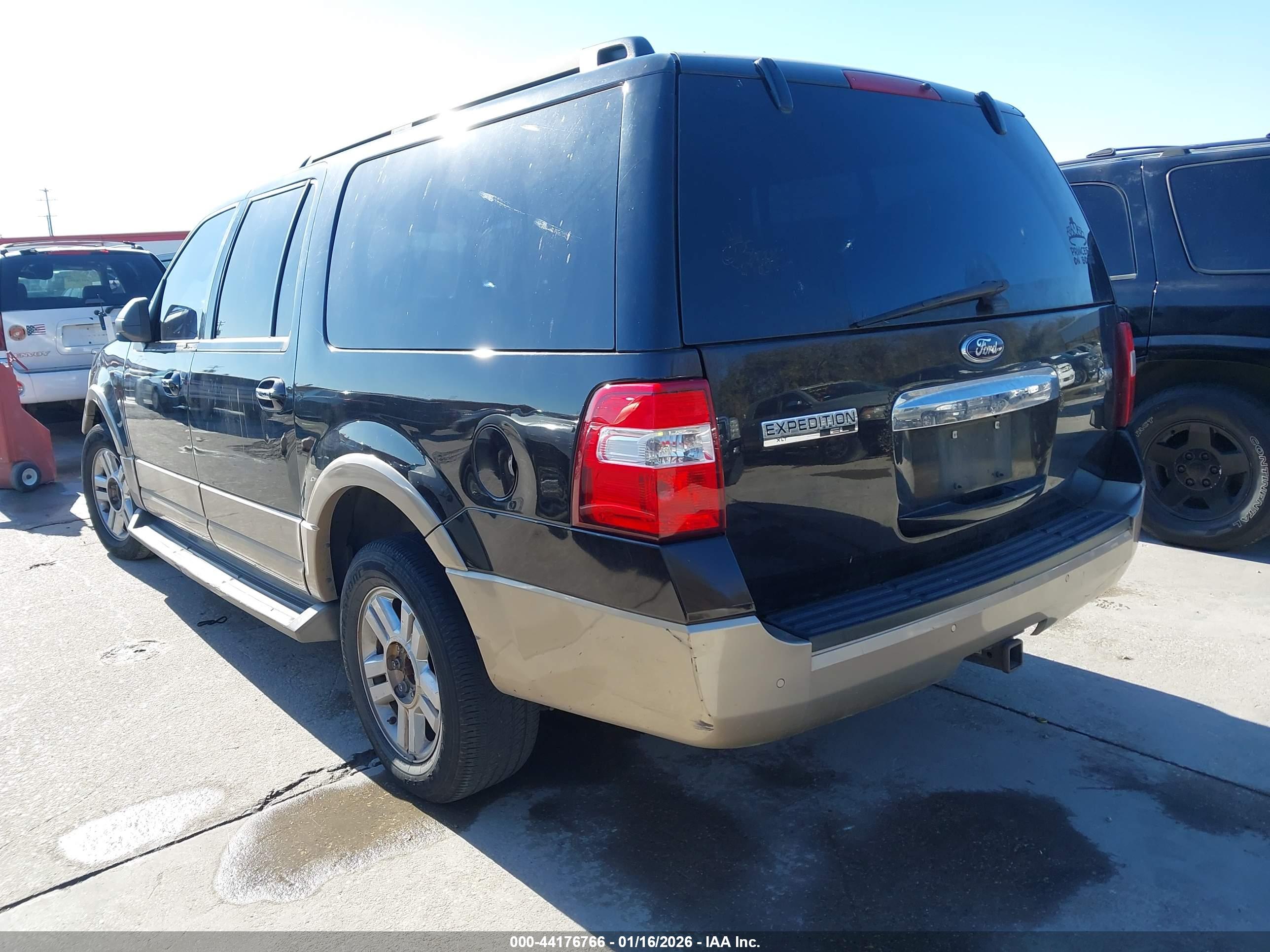 FORD EXPEDITION image 3