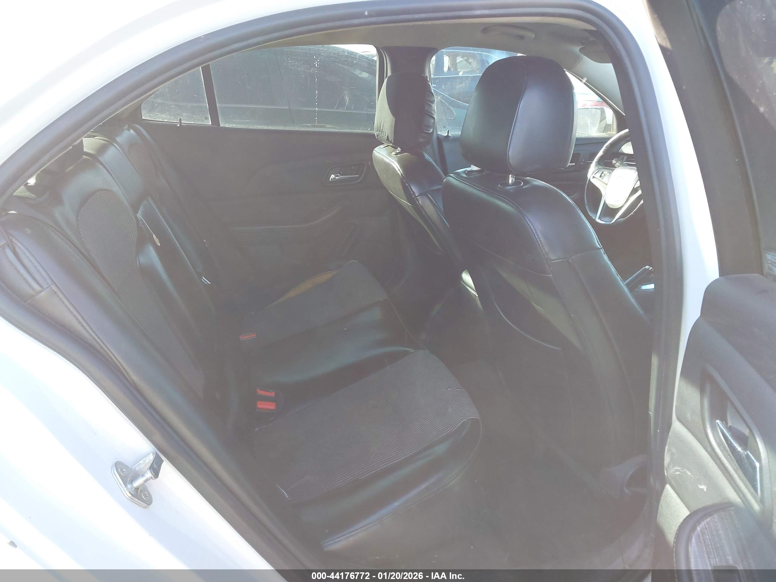 CHEVROLET MALIBU image 8