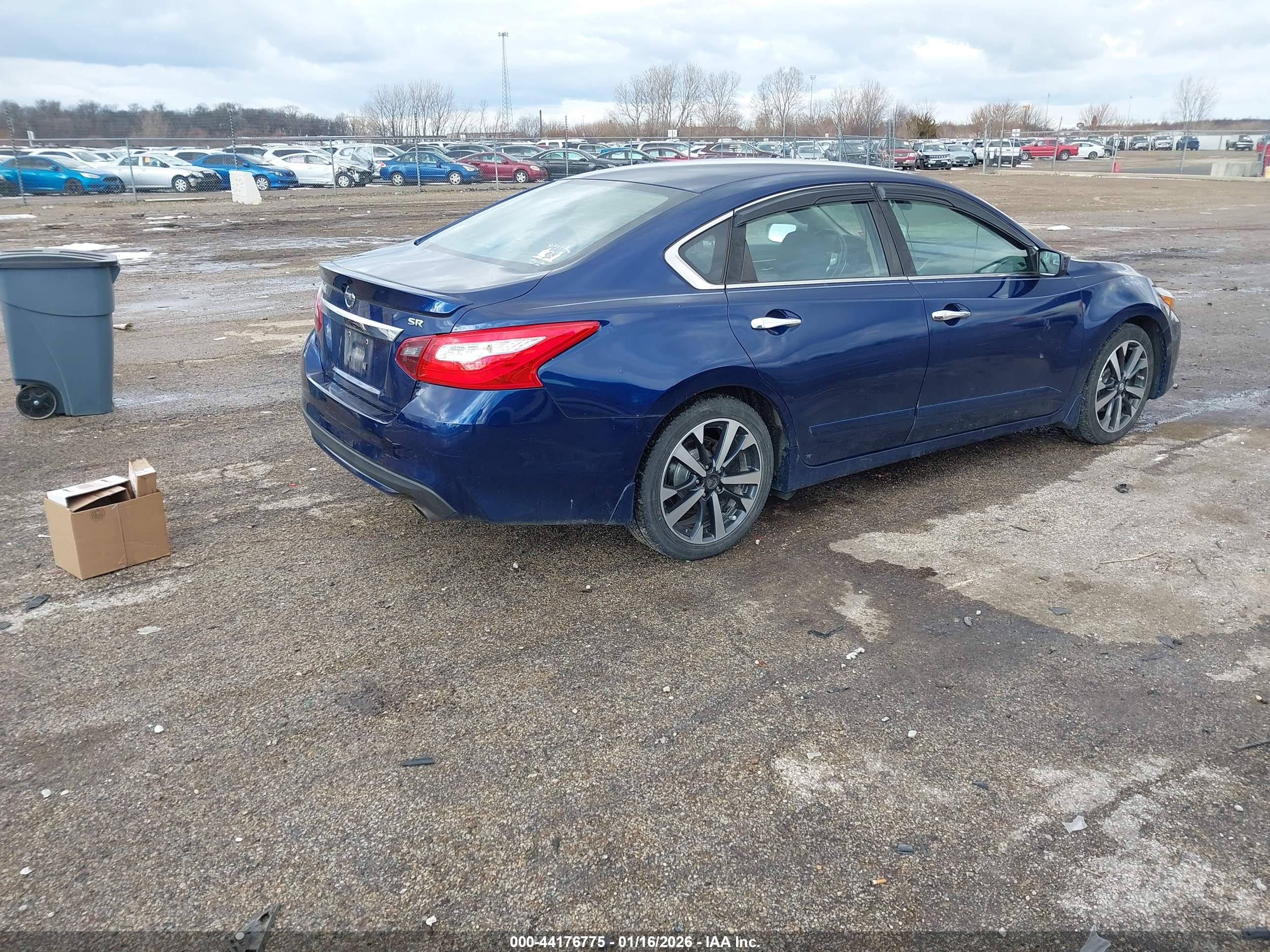NISSAN ALTIMA image 4