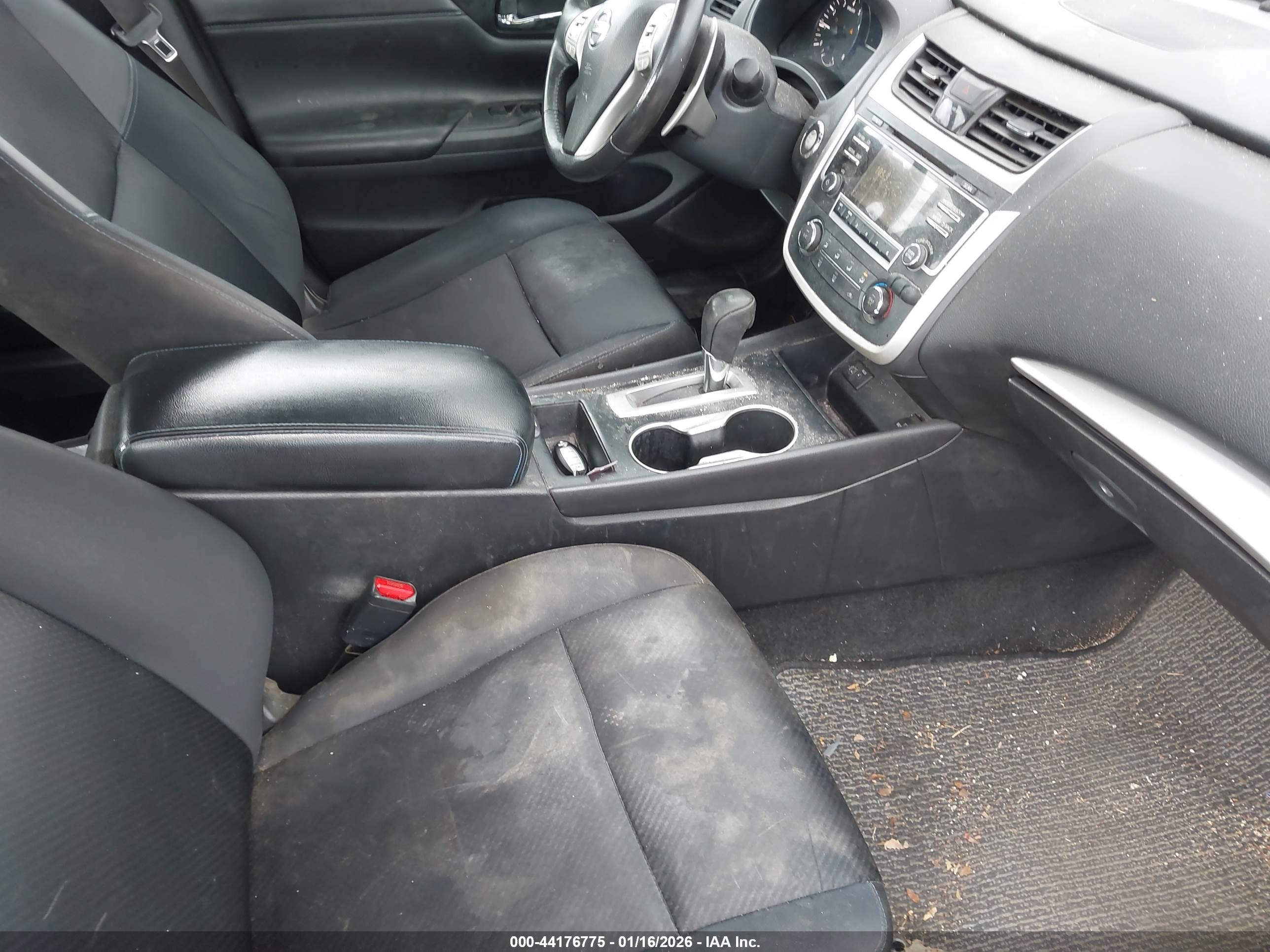 NISSAN ALTIMA image 5