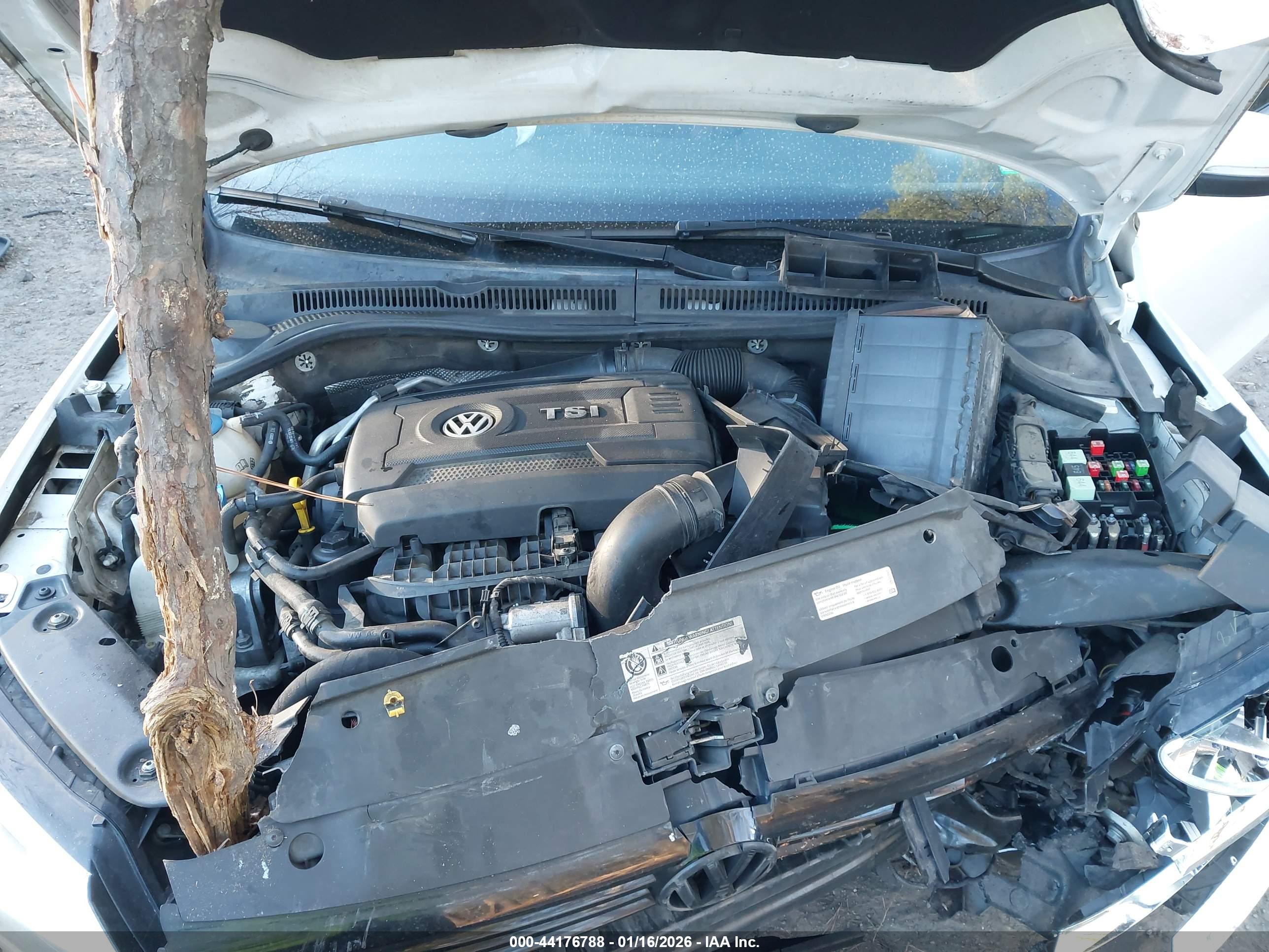 VOLKSWAGEN JETTA image 10
