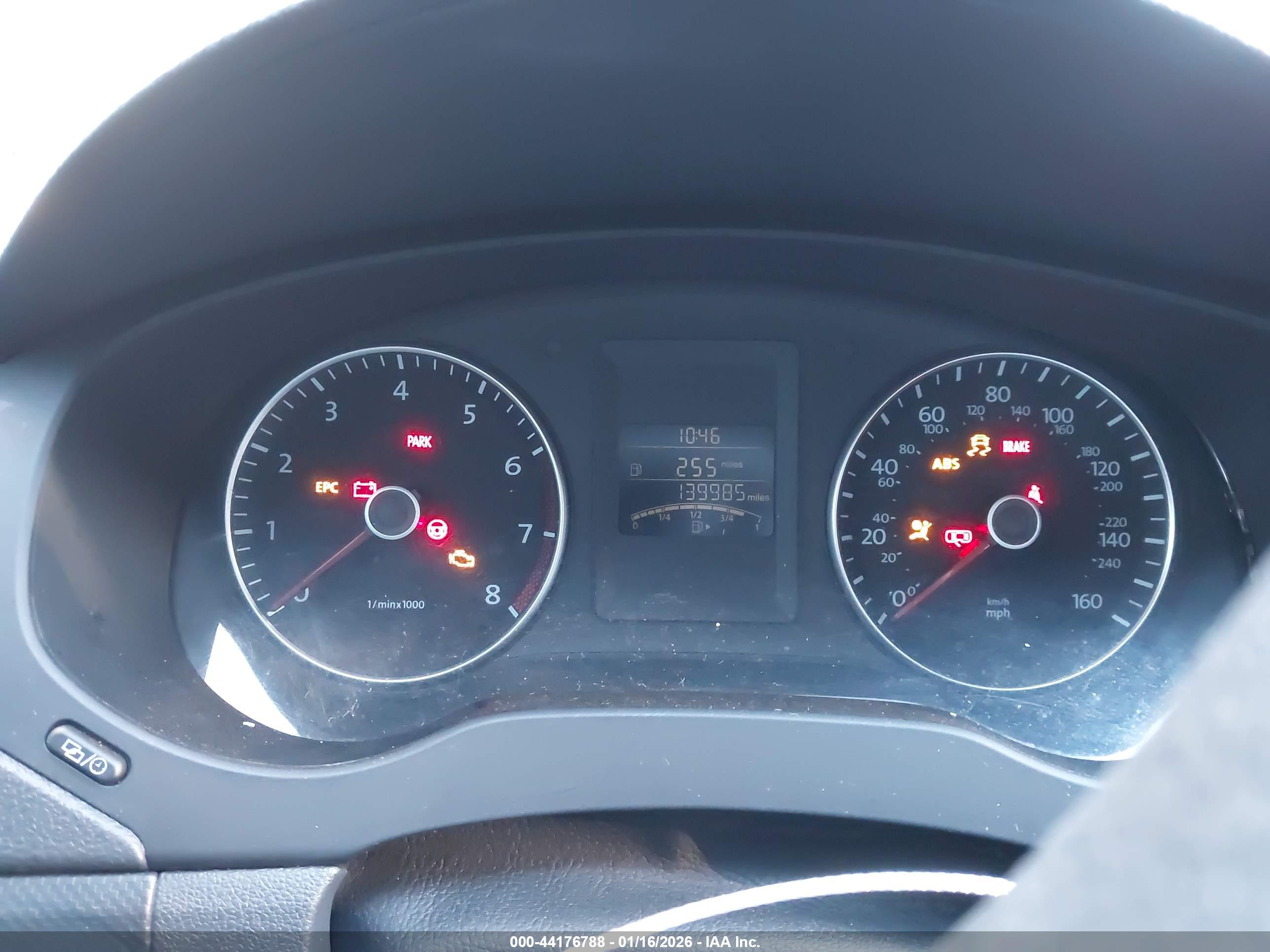 VOLKSWAGEN JETTA image 7